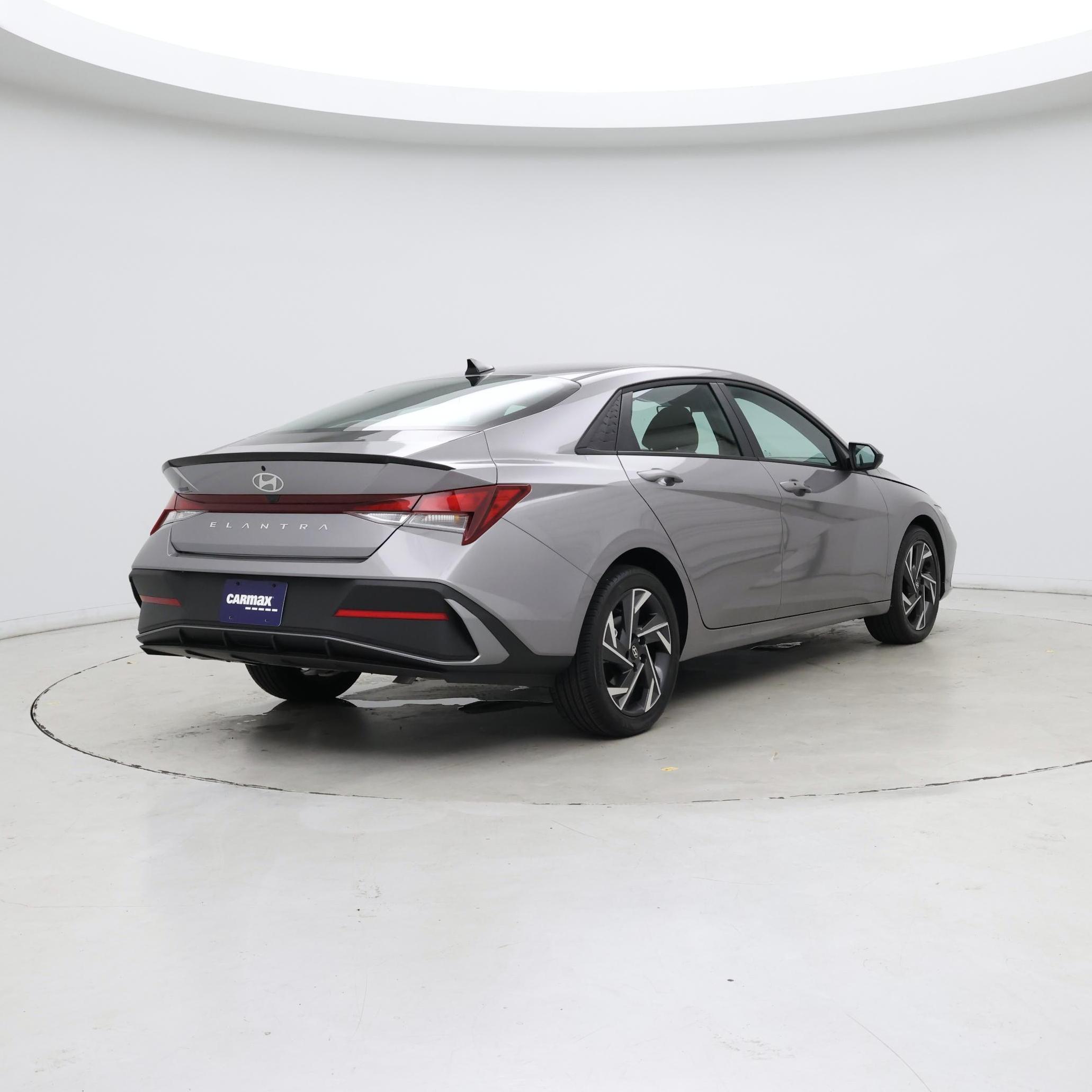 Thumbnail: 2025 Hyundai Elantra - 8