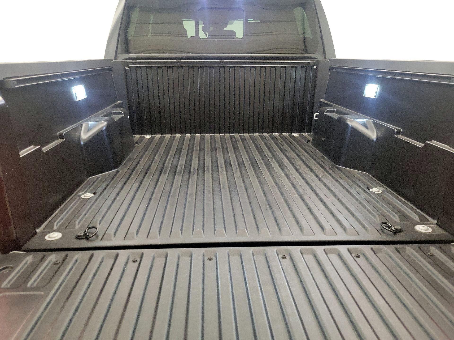 Thumbnail: 2025 Toyota Tacoma - 19