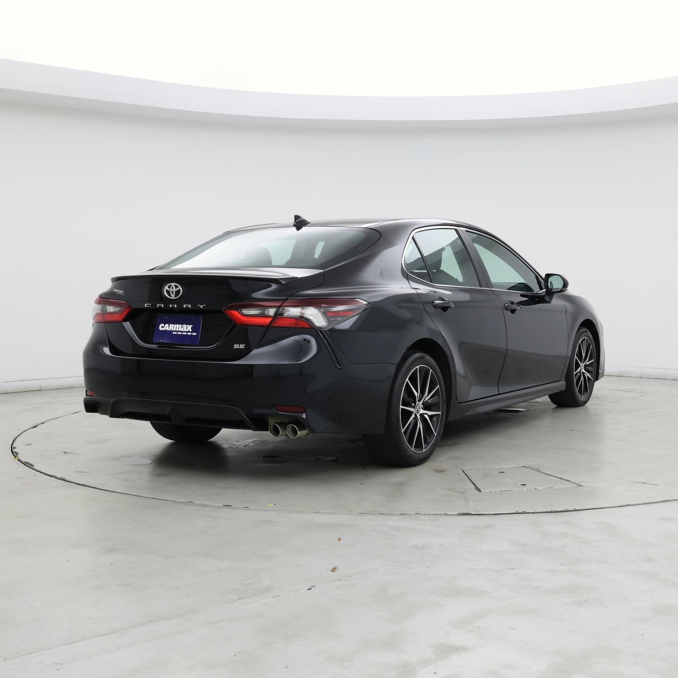 Thumbnail: 2023 Toyota Camry - 8