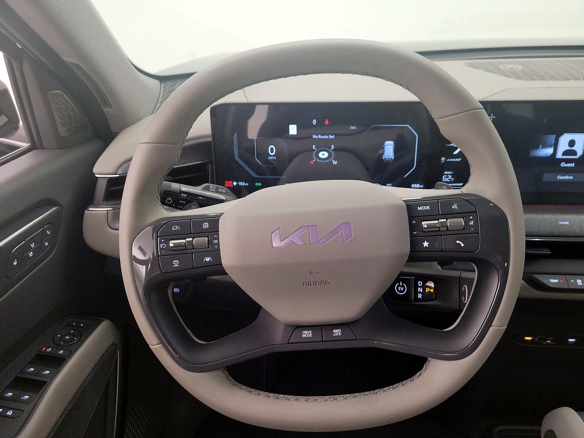 Thumbnail: 2025 Kia EV9 - 10