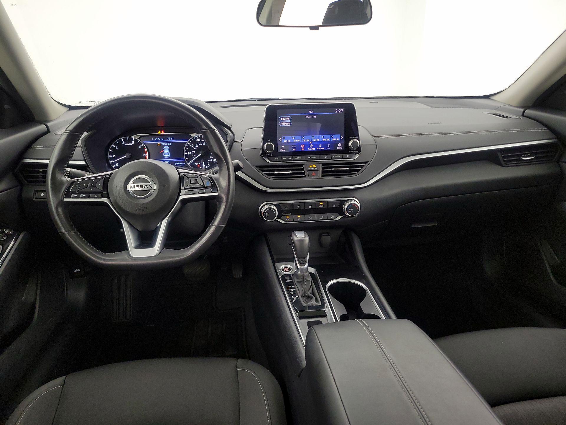 Thumbnail: 2022 Nissan Altima - 9
