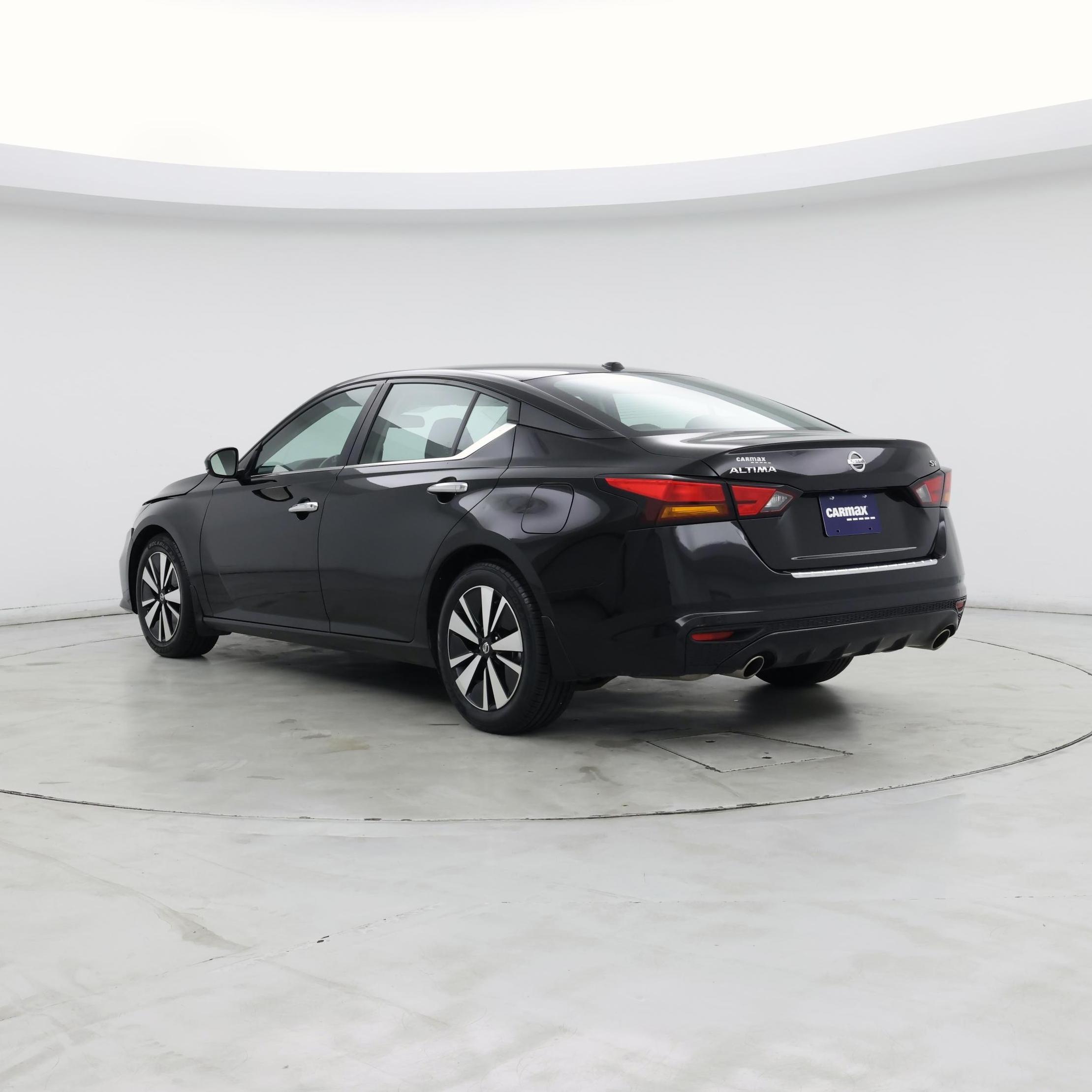 Thumbnail: 2022 Nissan Altima - 2
