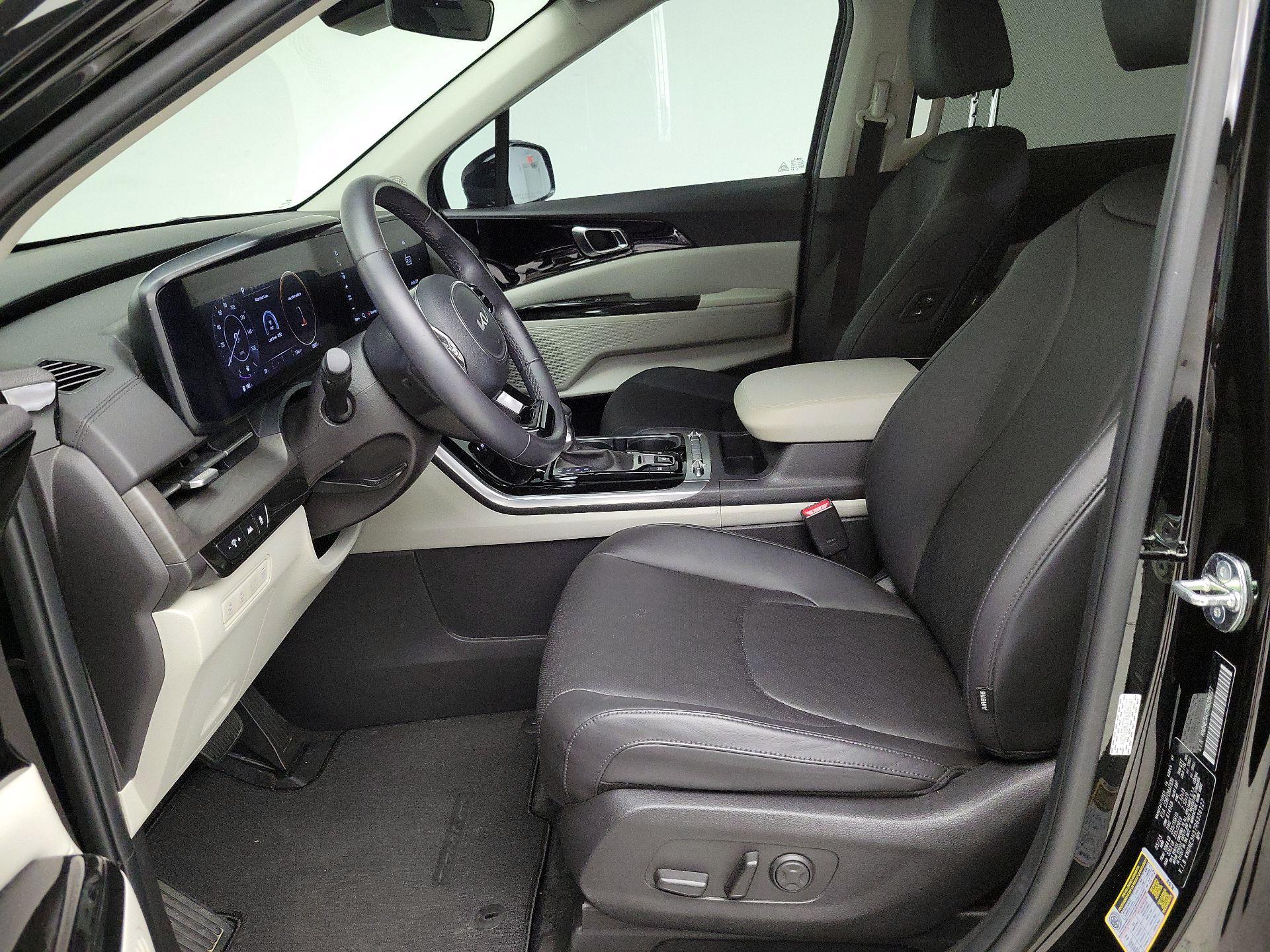 Thumbnail: 2024 Kia Carnival - 11