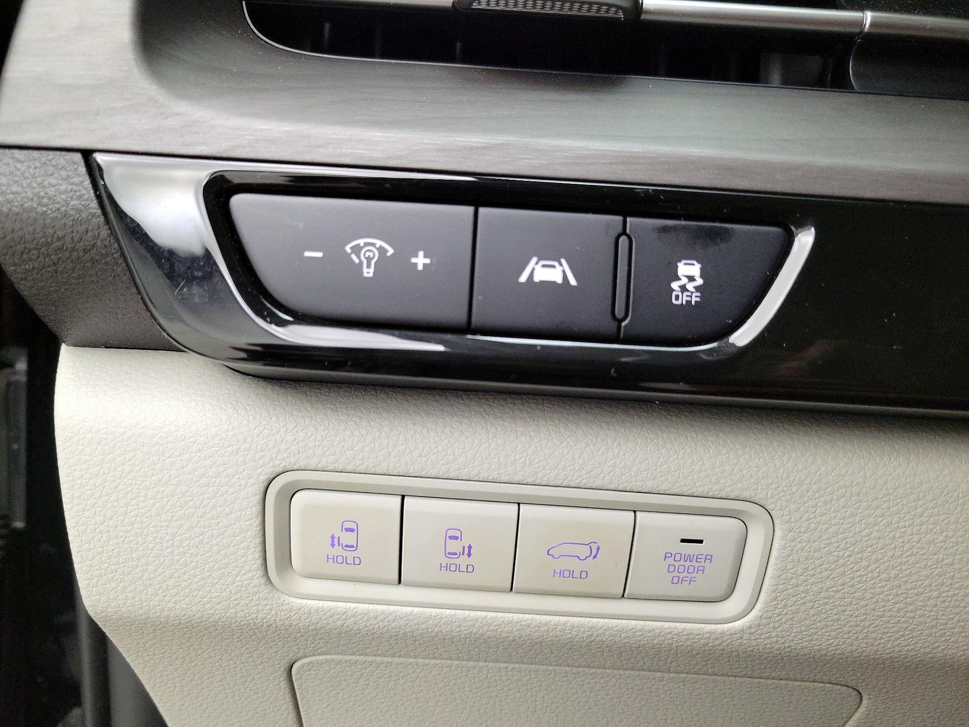 Thumbnail: 2024 Kia Carnival - 13