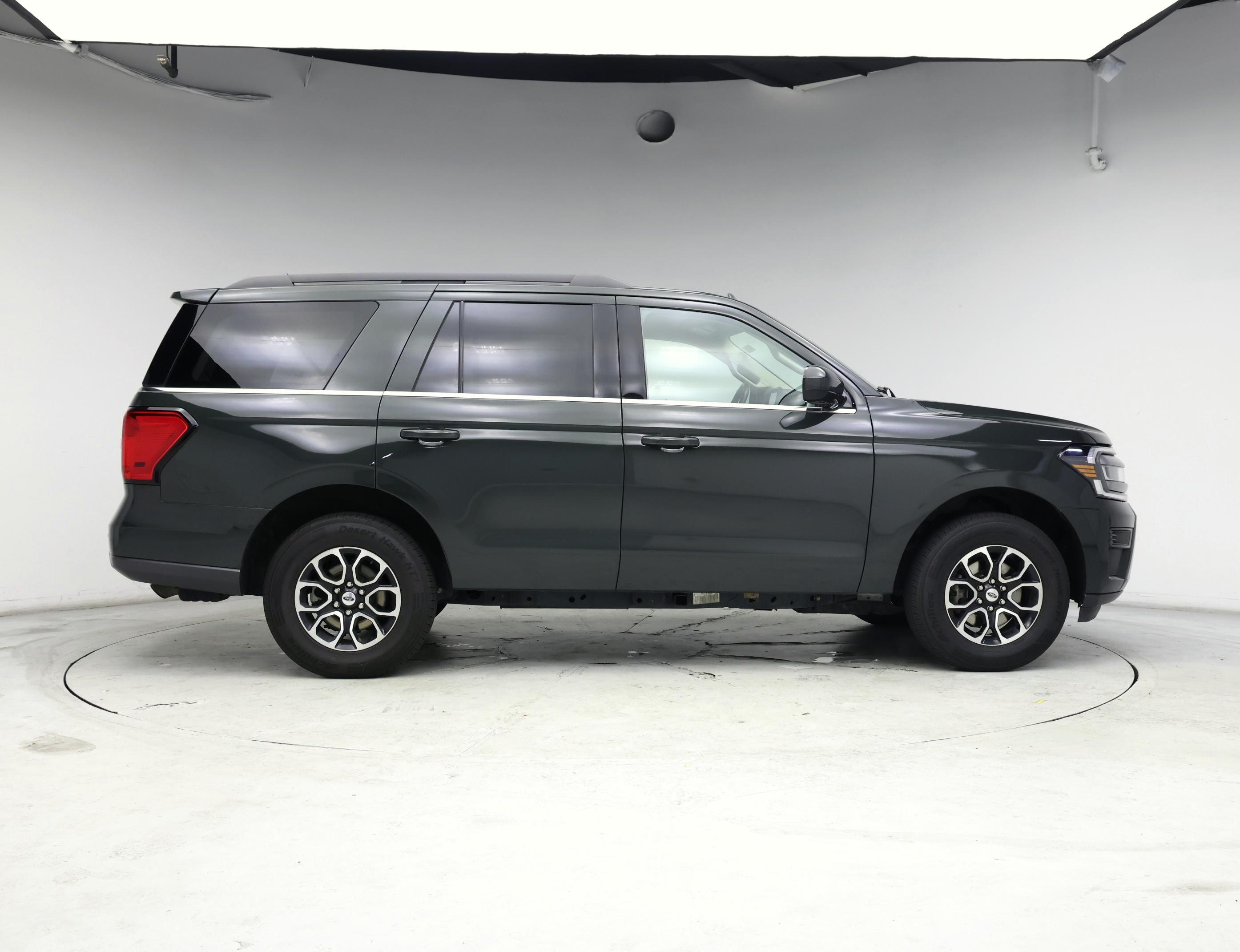 Thumbnail: 2024 Kia Carnival - 7