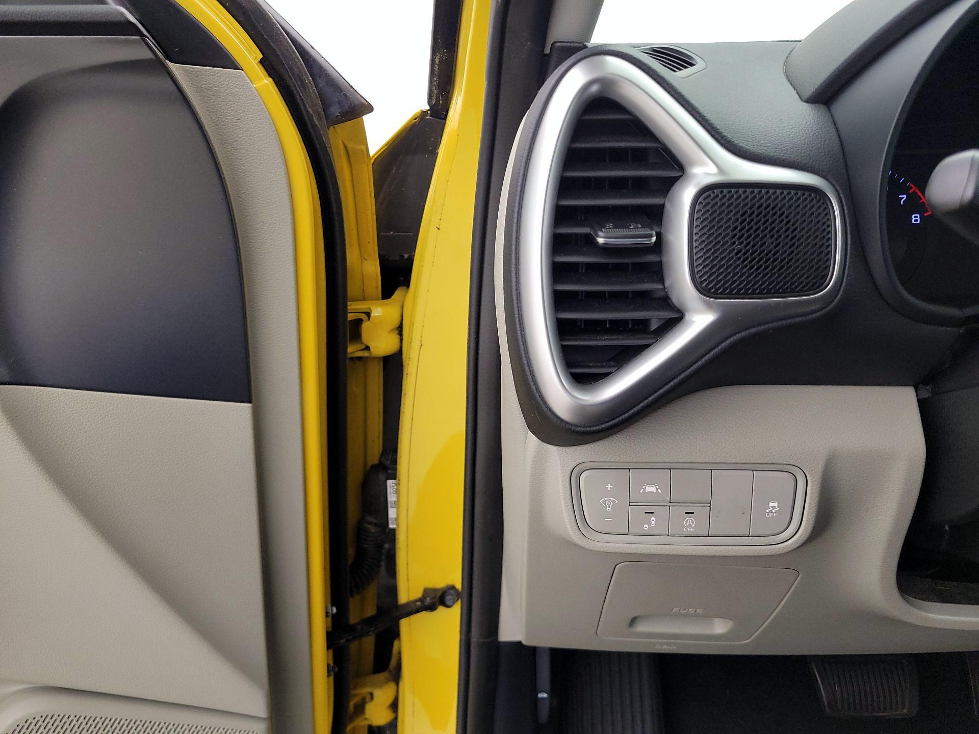 Thumbnail: 2020 Kia Soul - 13