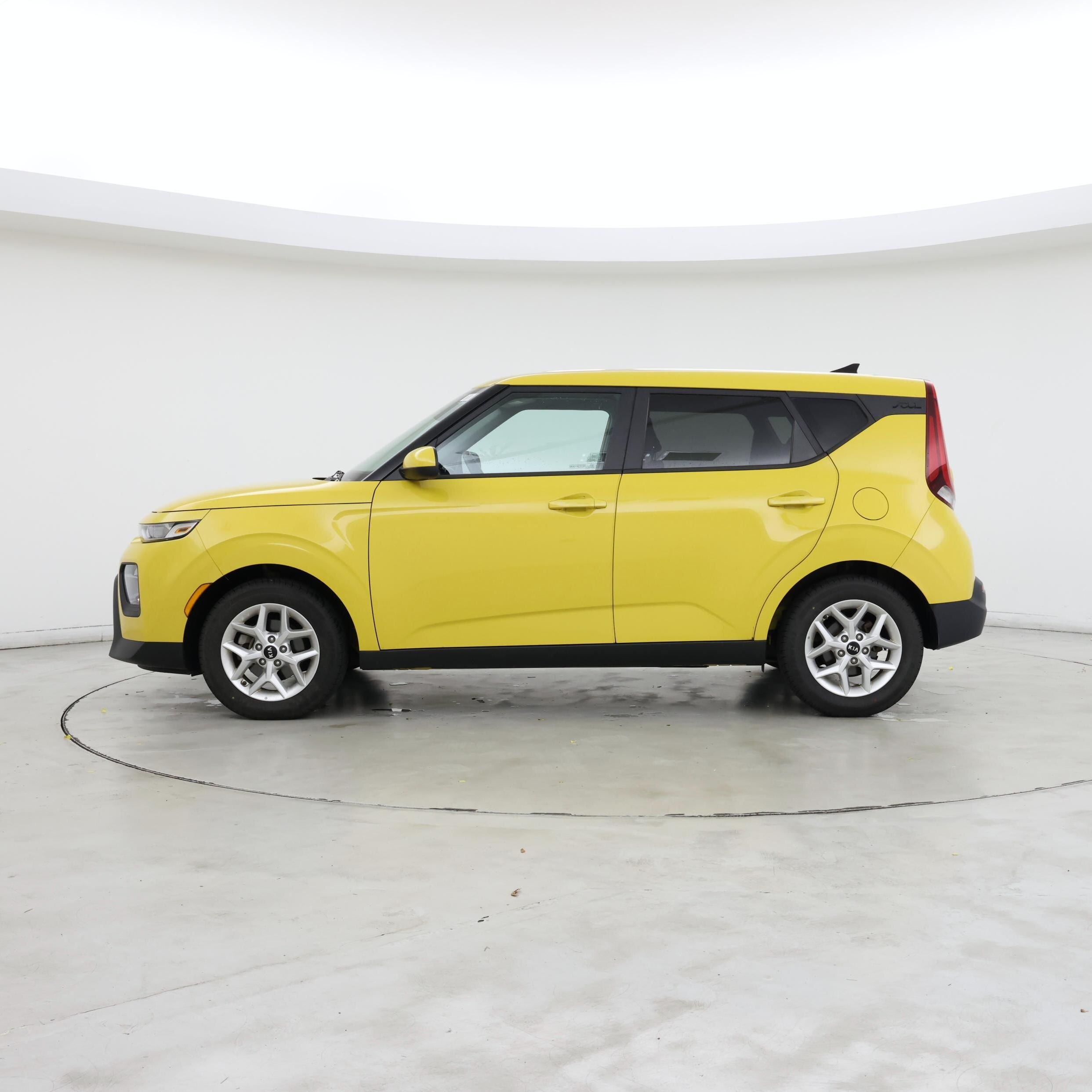 Thumbnail: 2020 Kia Soul - 3