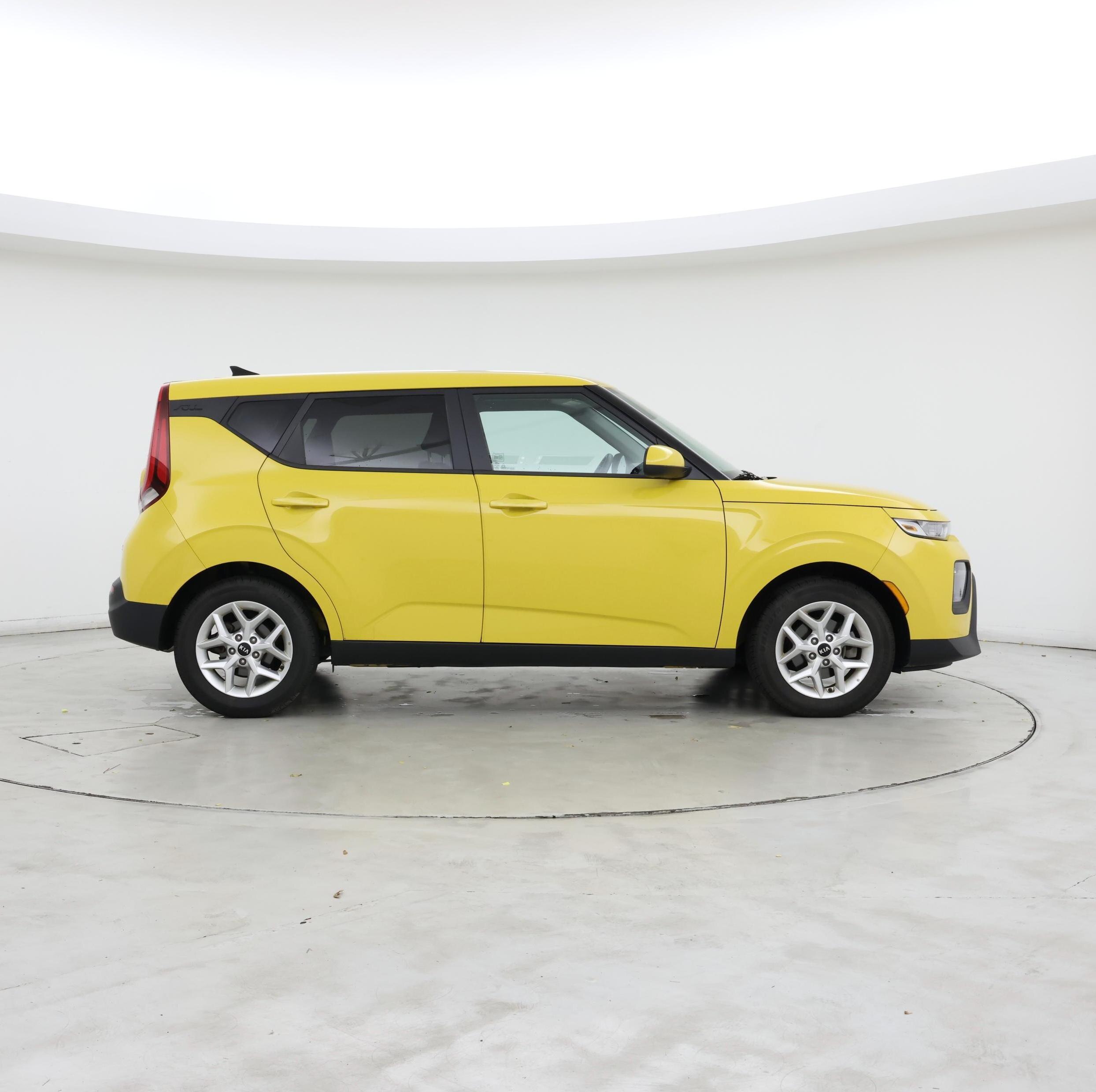 Thumbnail: 2020 Kia Soul - 7