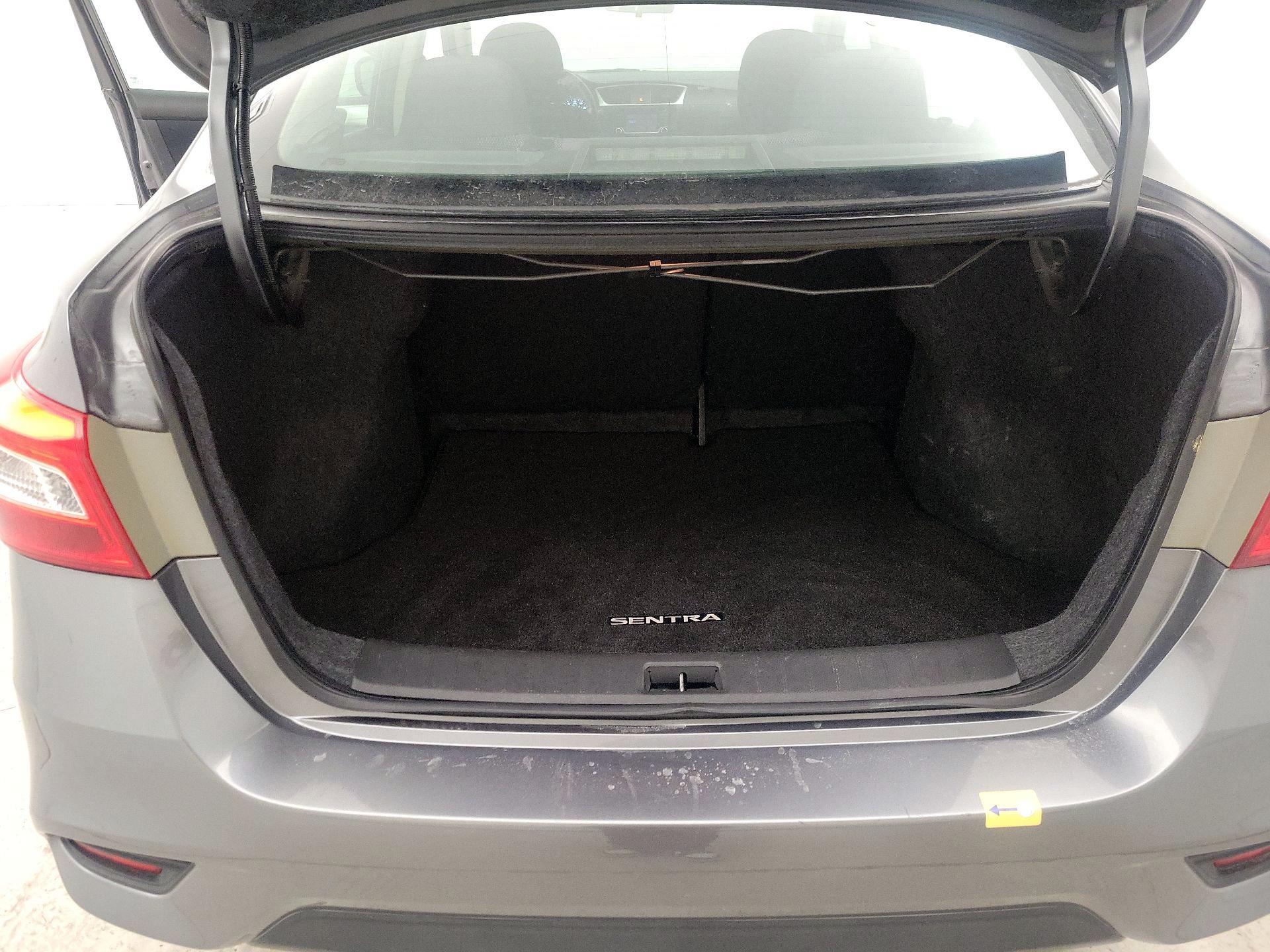 Thumbnail: 2018 Nissan Sentra - 20