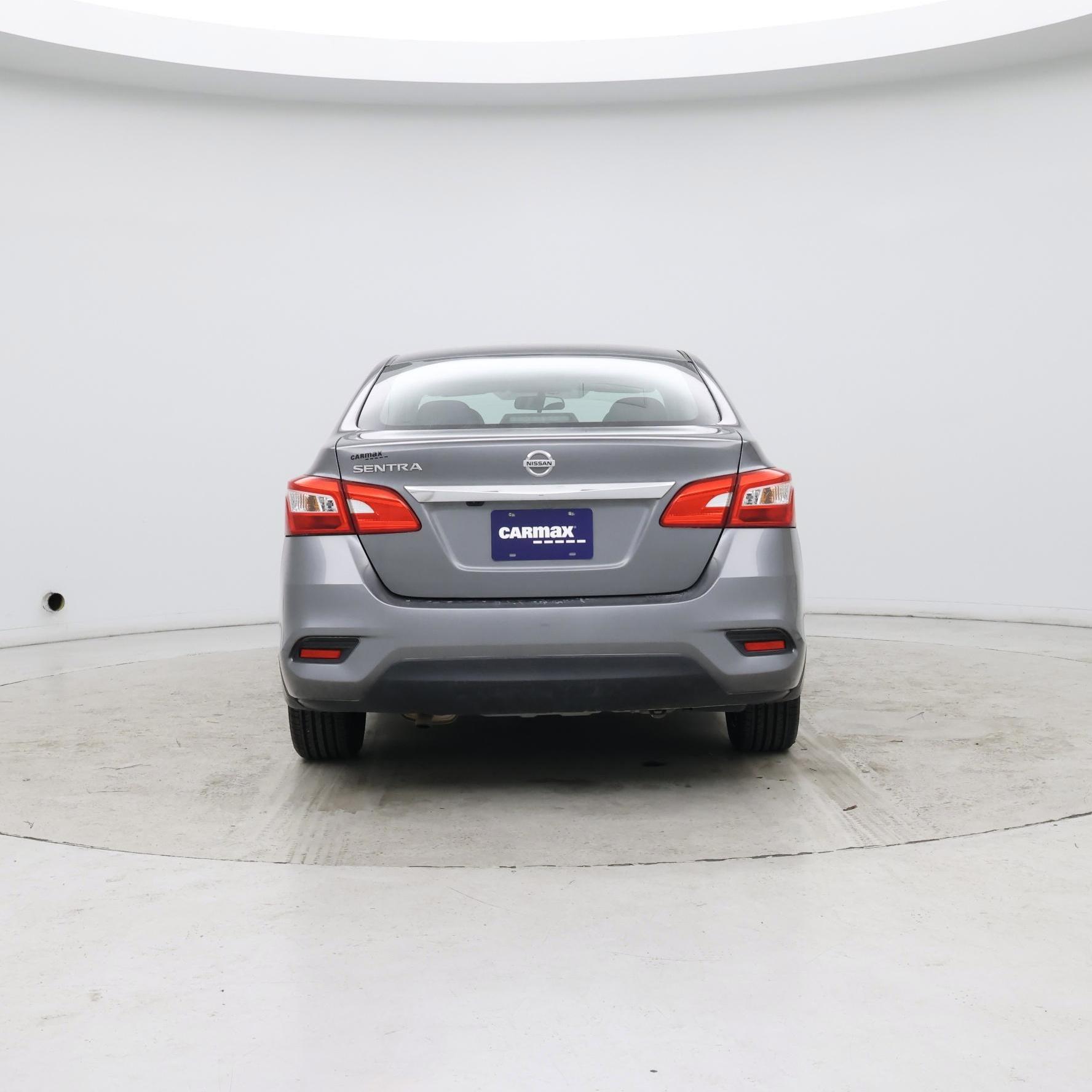 Thumbnail: 2018 Nissan Sentra - 6