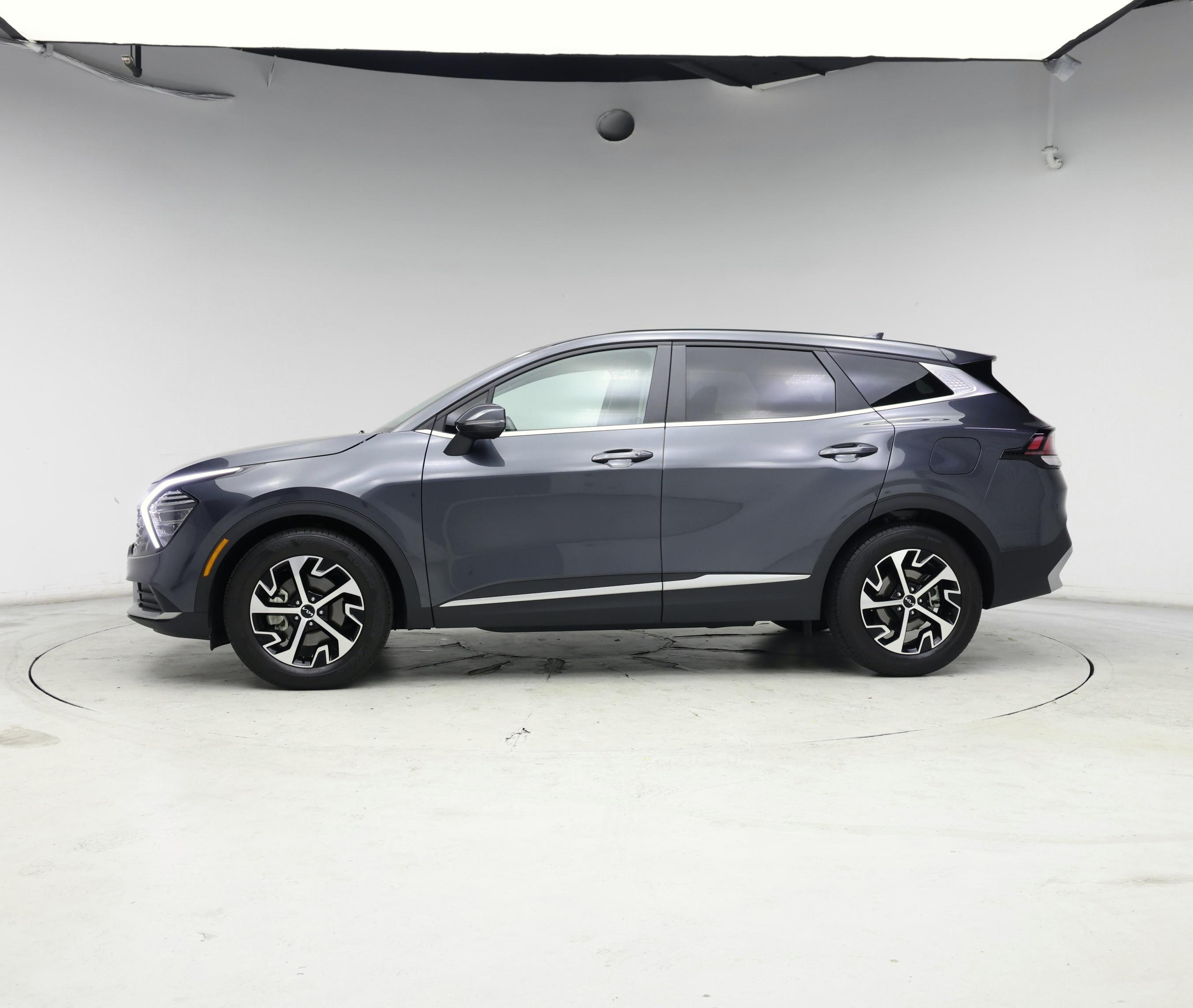 Thumbnail: 2024 Kia Sportage - 3
