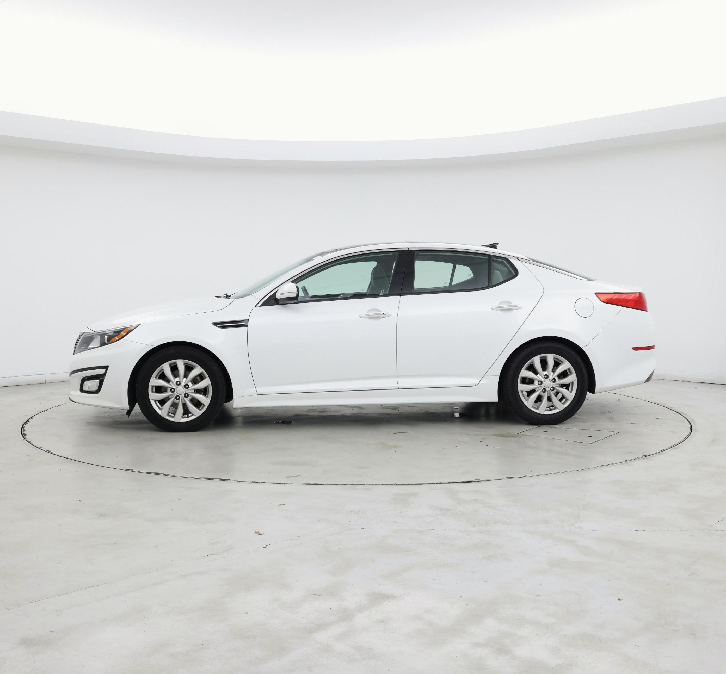 Thumbnail: 2015 Kia Optima - 3