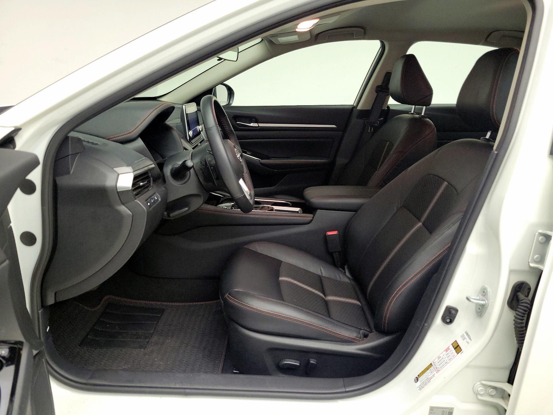 Thumbnail: 2024 Nissan Altima - 11
