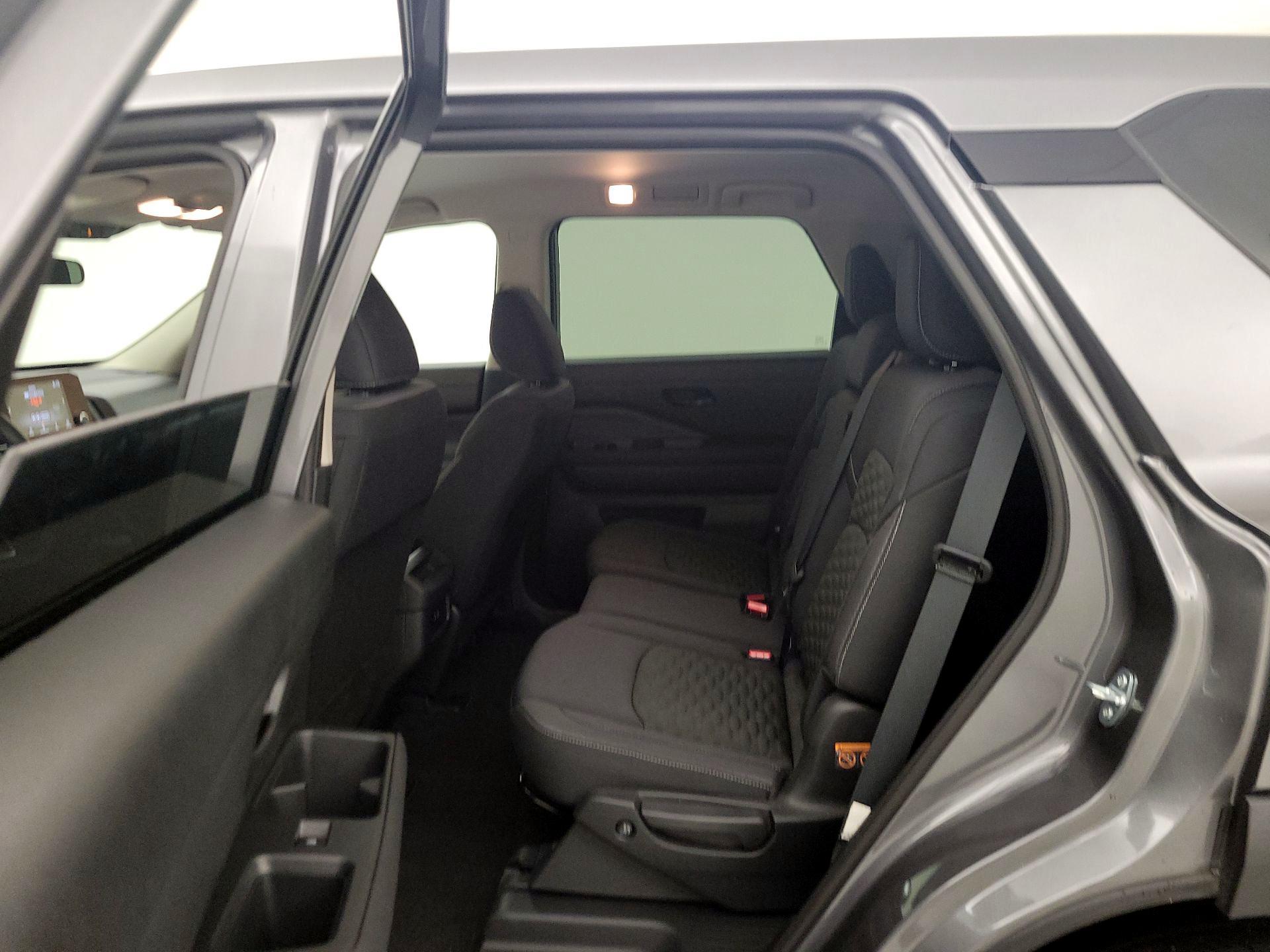 Thumbnail: 2024 Nissan Pathfinder - 19