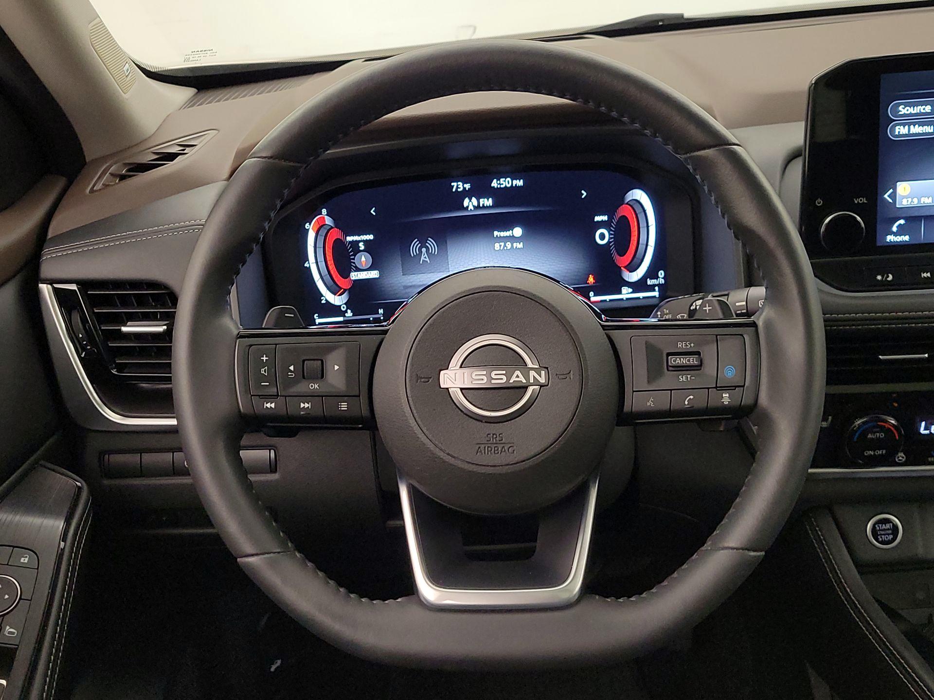 Thumbnail: 2022 Nissan Rogue - 10