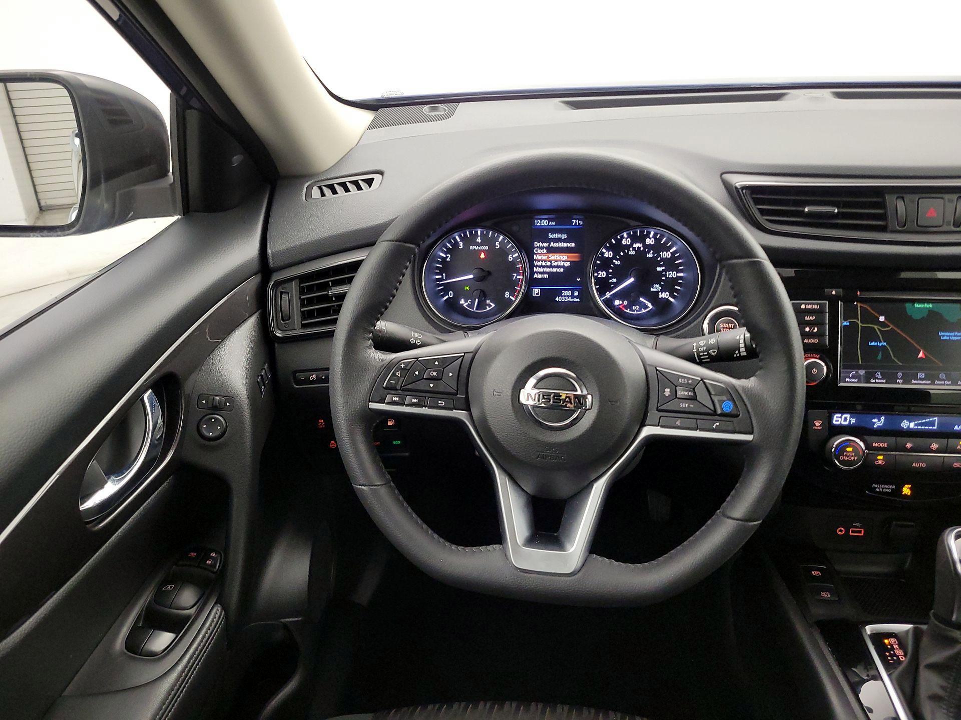 Thumbnail: 2019 Nissan Rogue - 10