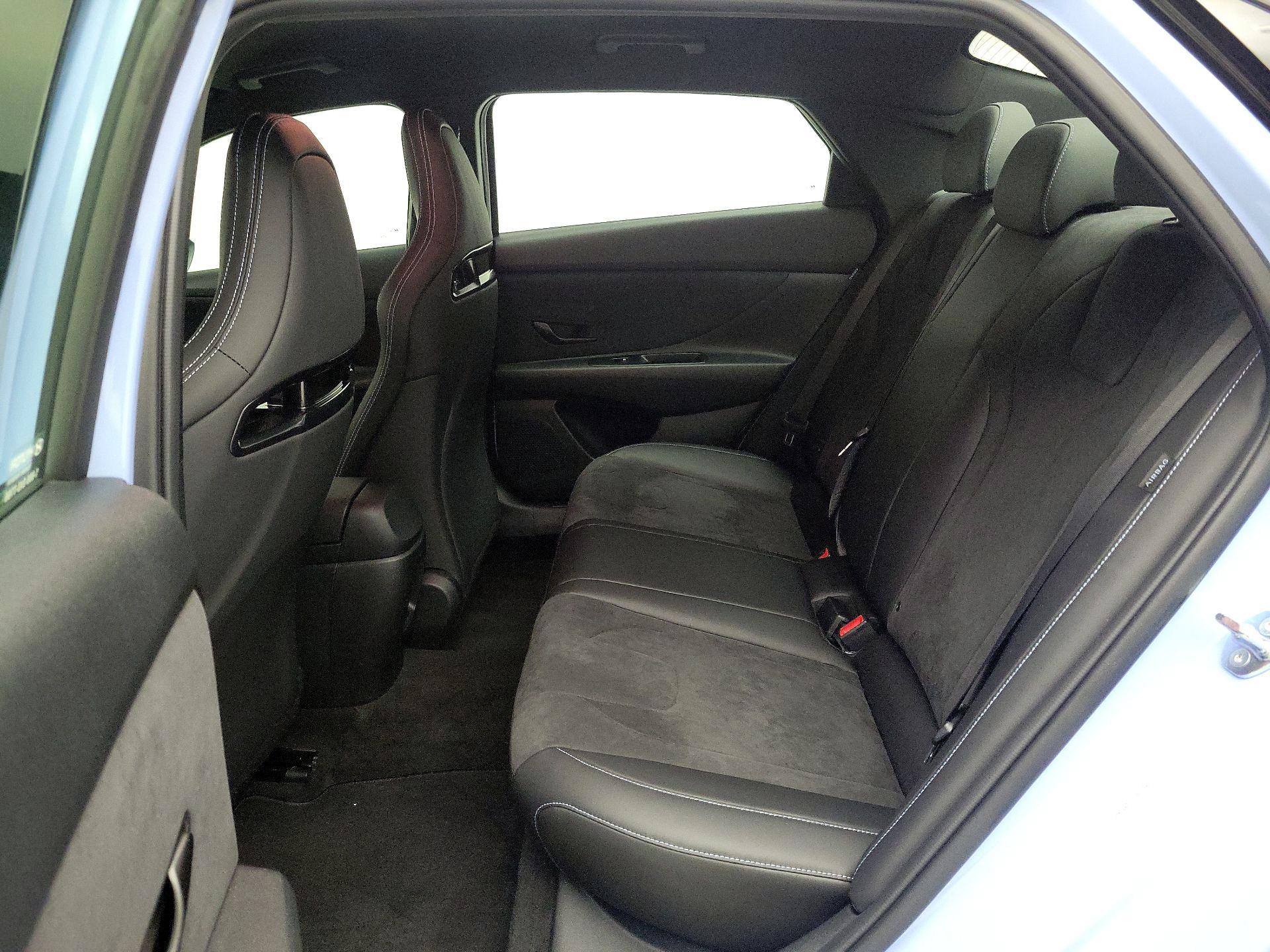 Thumbnail: 2025 Hyundai Elantra - 19