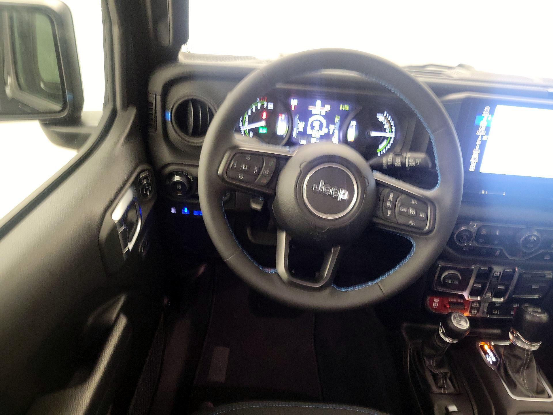 Thumbnail: 2024 Jeep Wrangler - 10