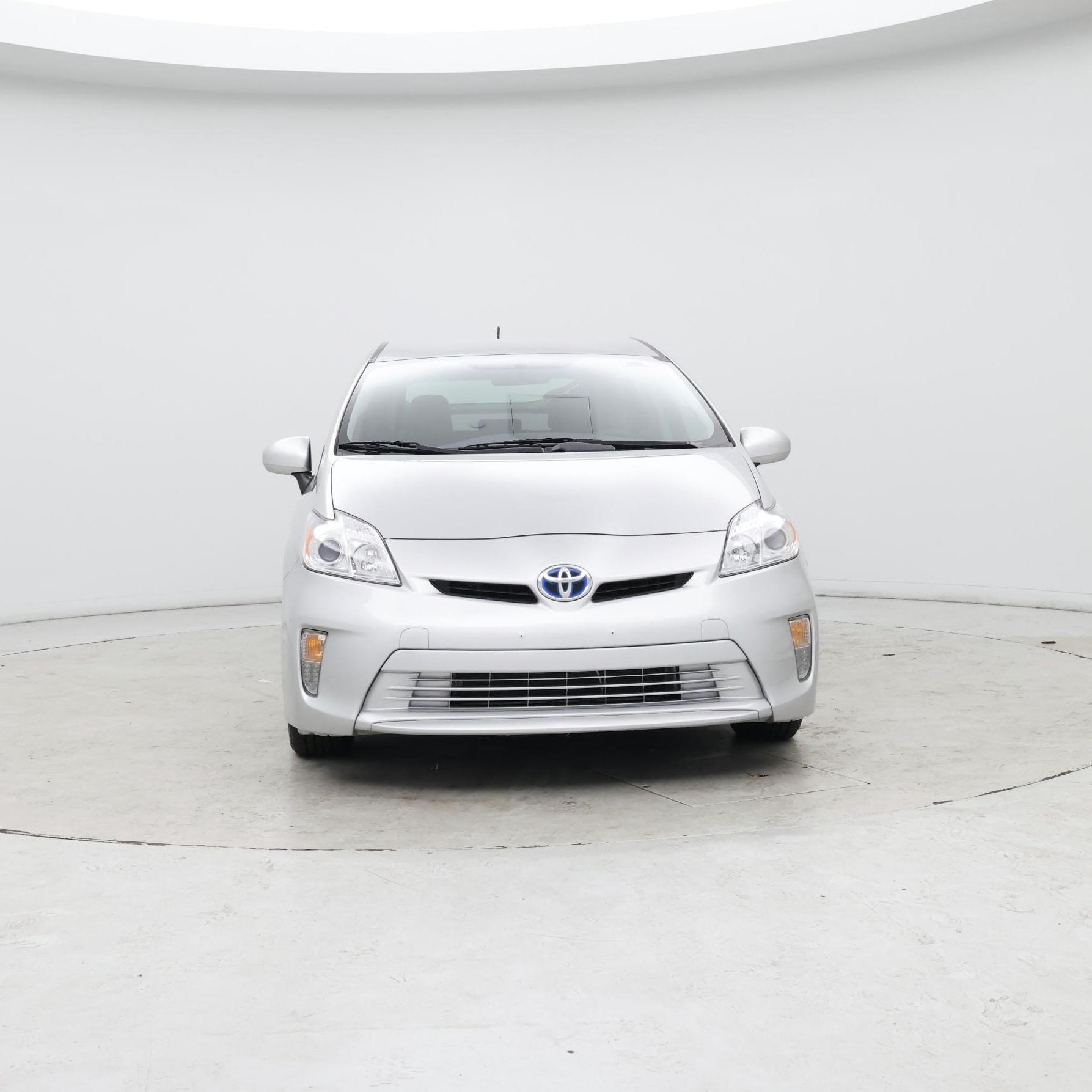 Thumbnail: 2015 Toyota Prius - 5