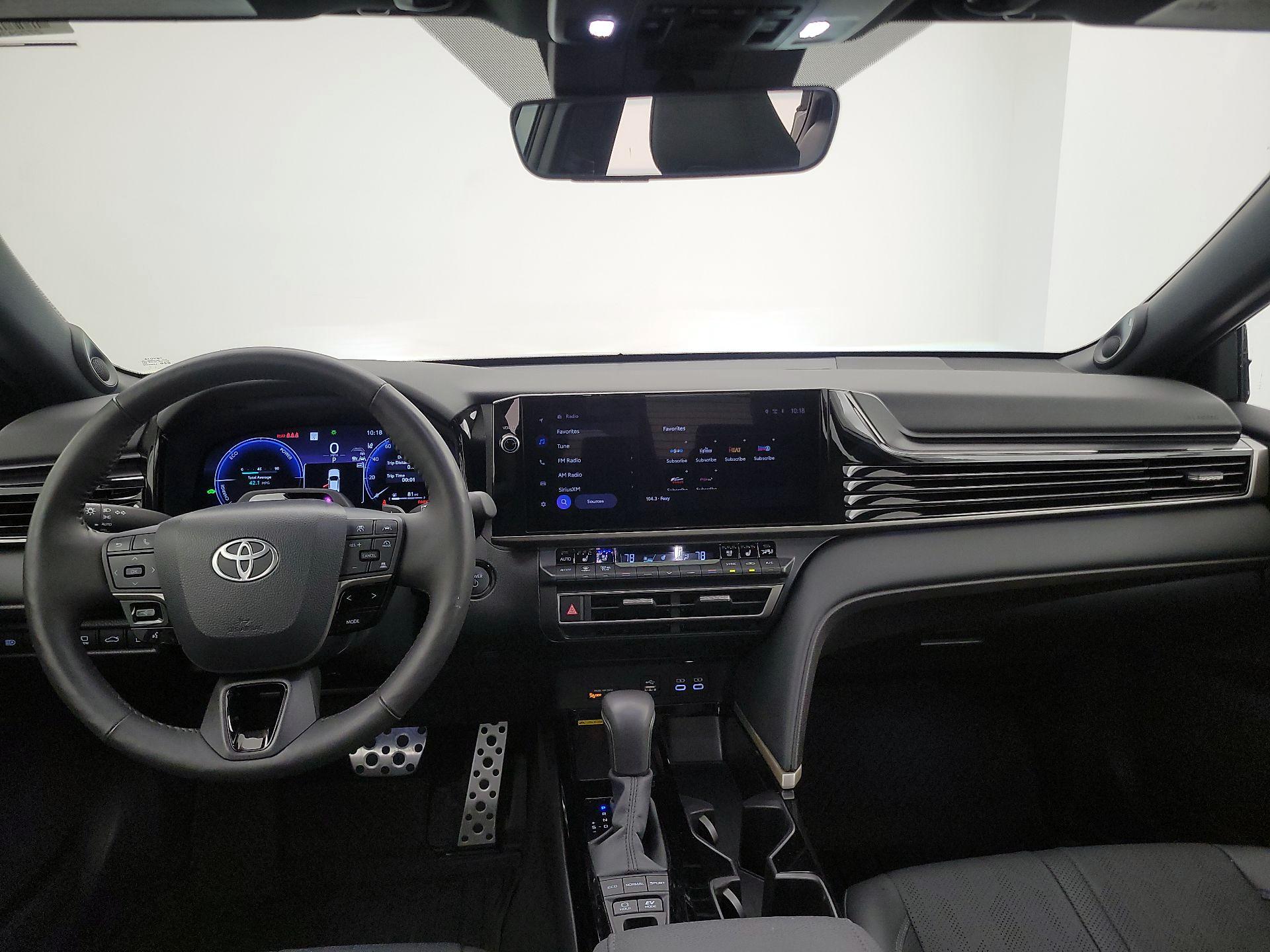 Thumbnail: 2025 Toyota Camry - 9