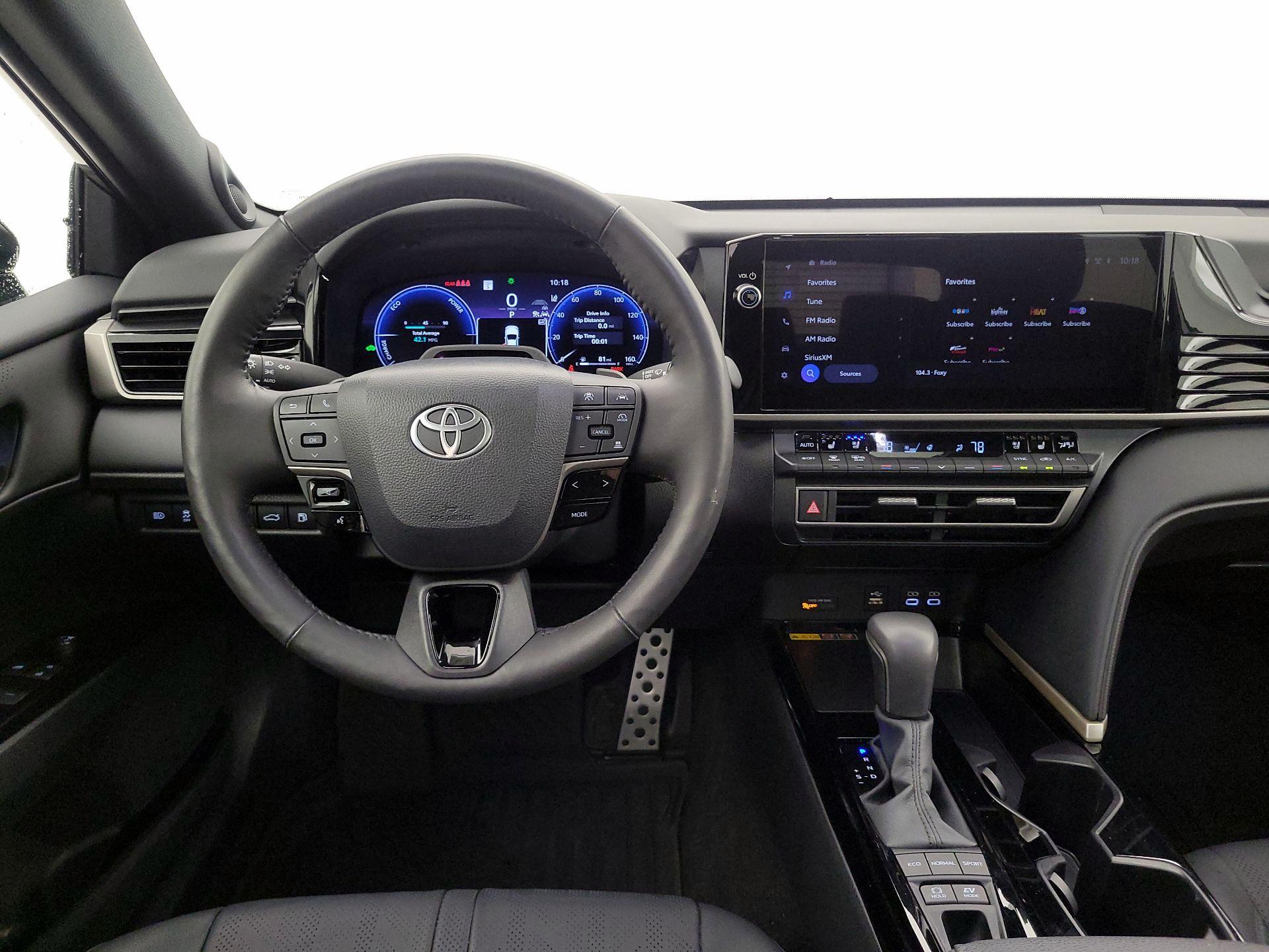 Thumbnail: 2025 Toyota Camry - 10