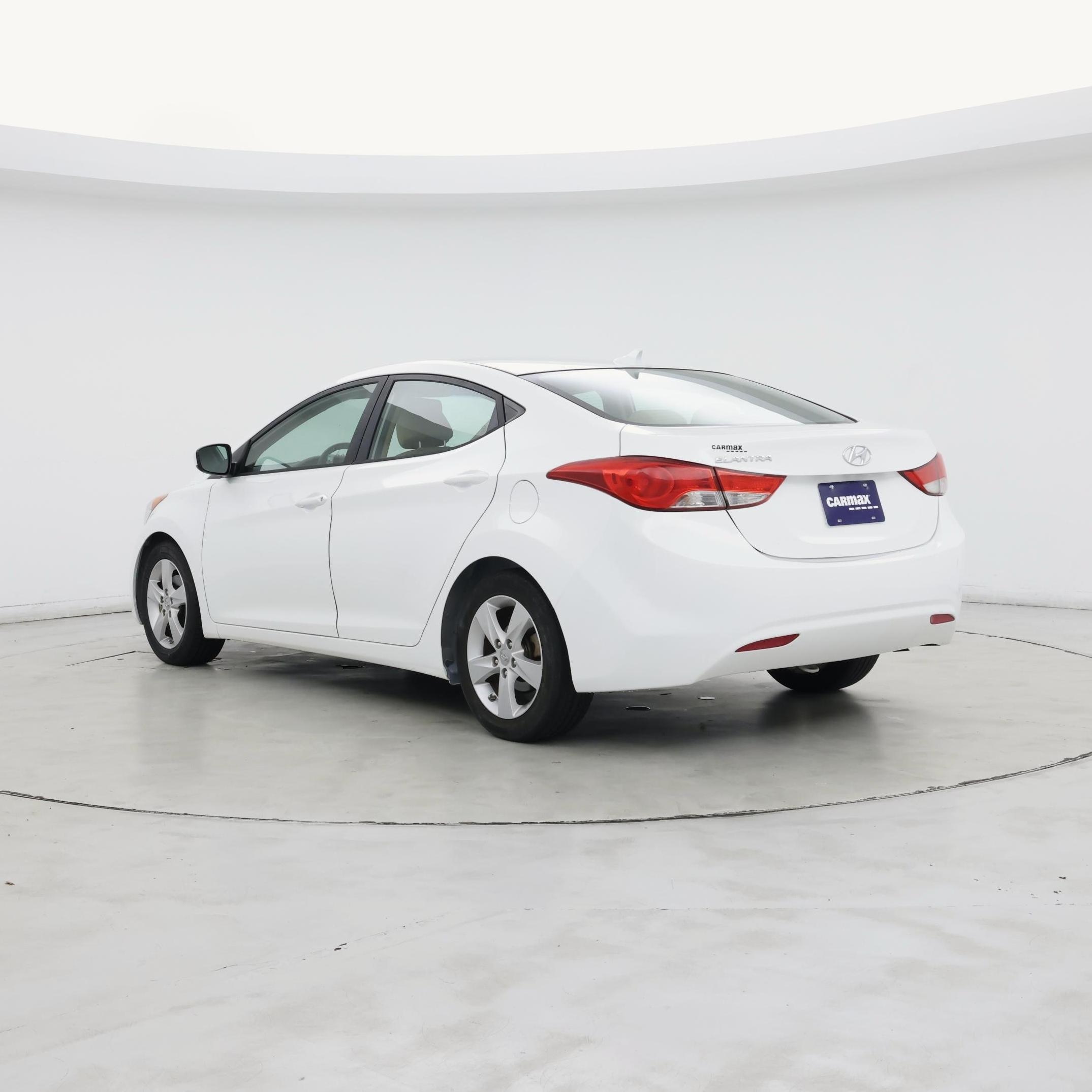Thumbnail: 2013 Hyundai Elantra - 2