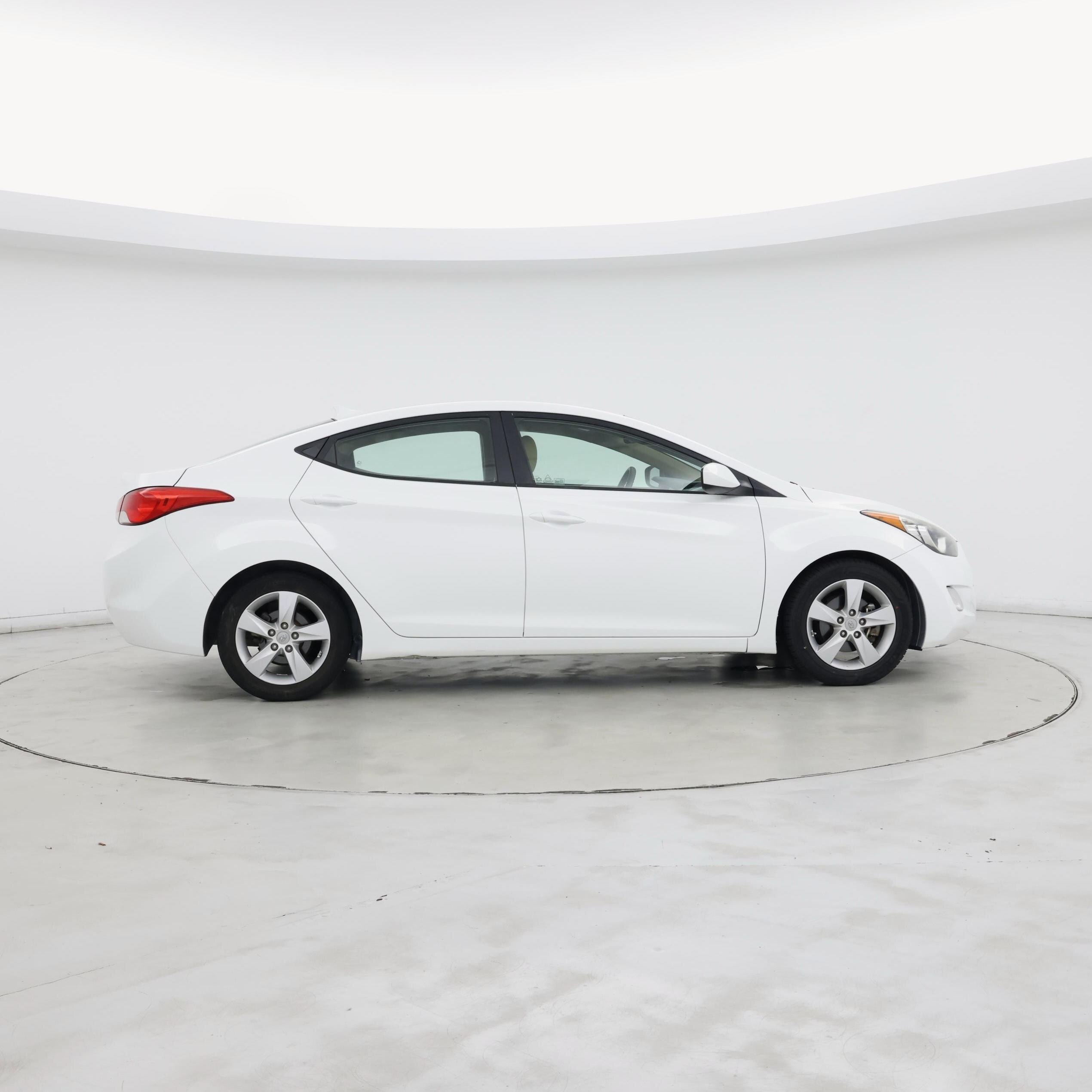 Thumbnail: 2013 Hyundai Elantra - 7