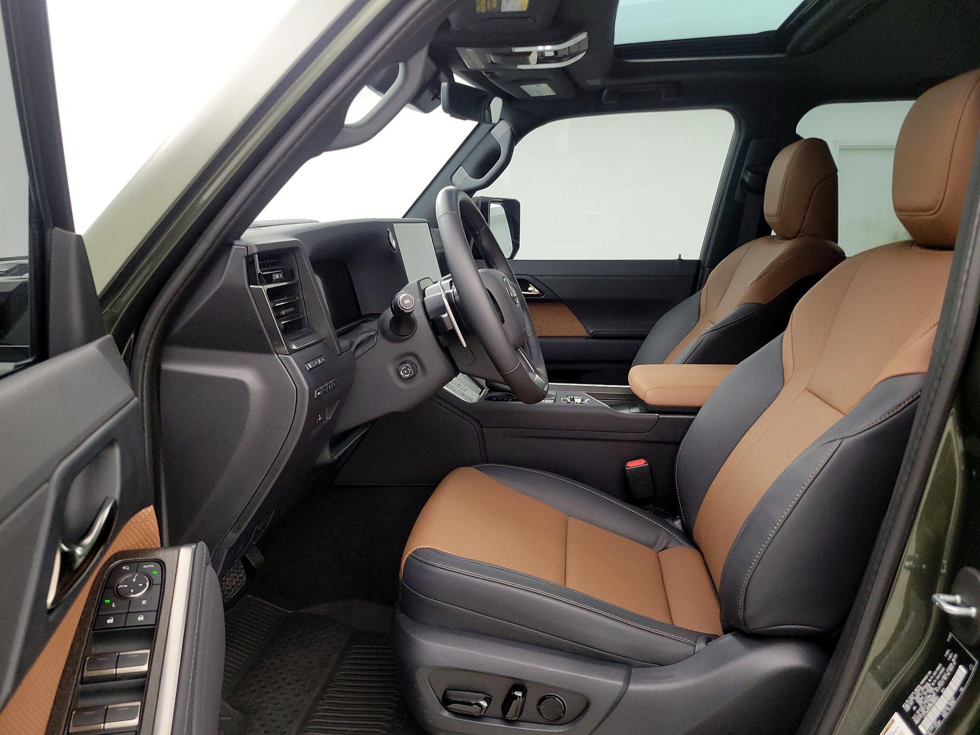 Thumbnail: 2024 Lexus GX - 11