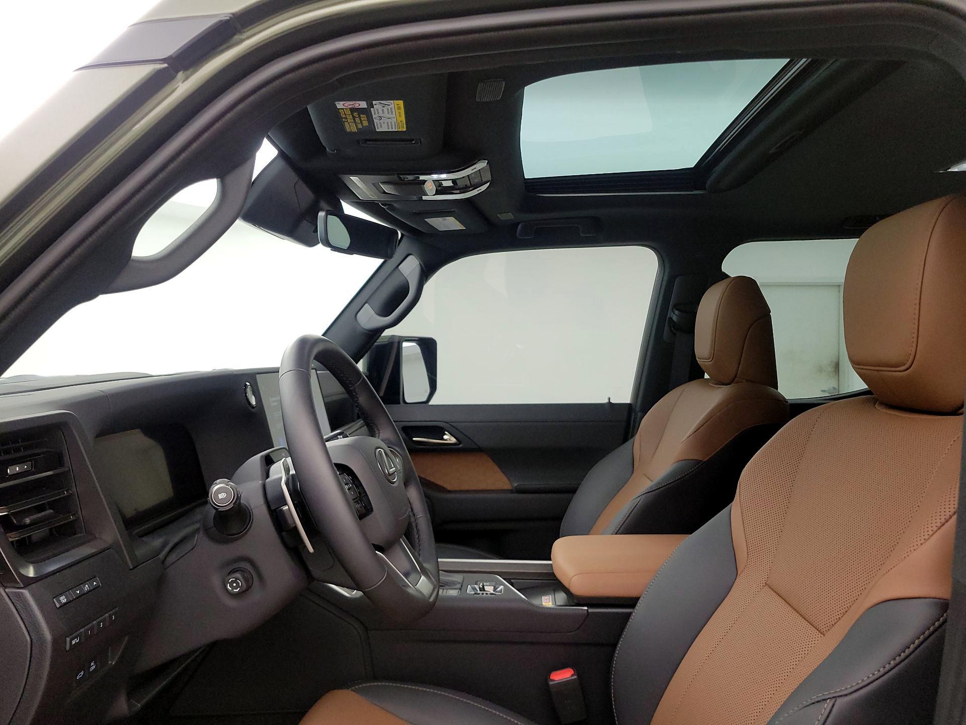 Thumbnail: 2024 Lexus GX - 19