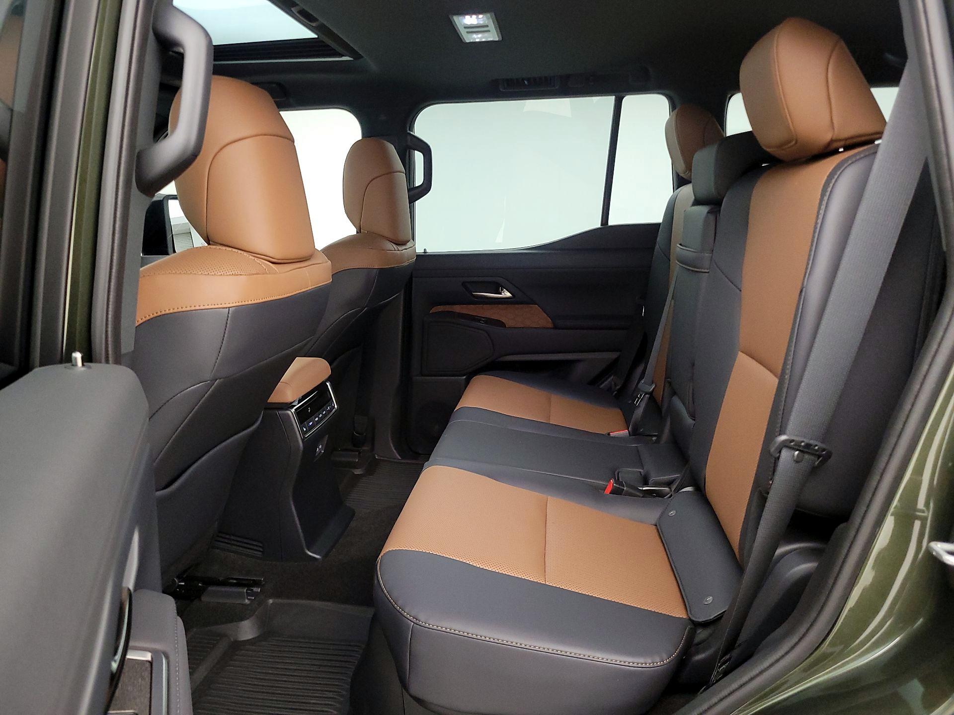 Thumbnail: 2024 Lexus GX - 20