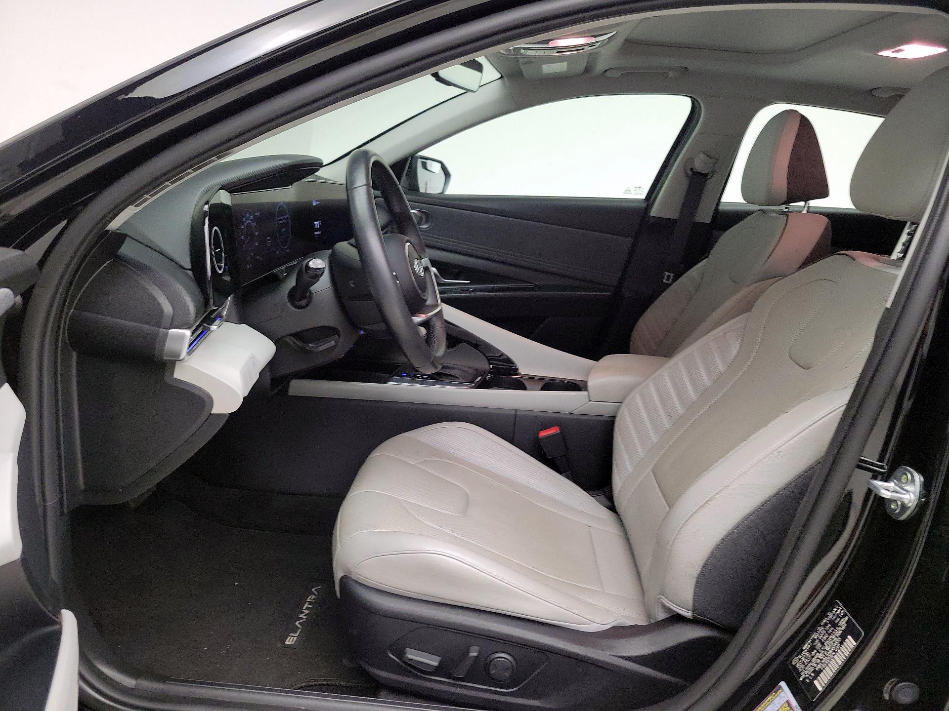 Thumbnail: 2021 Hyundai Elantra - 11