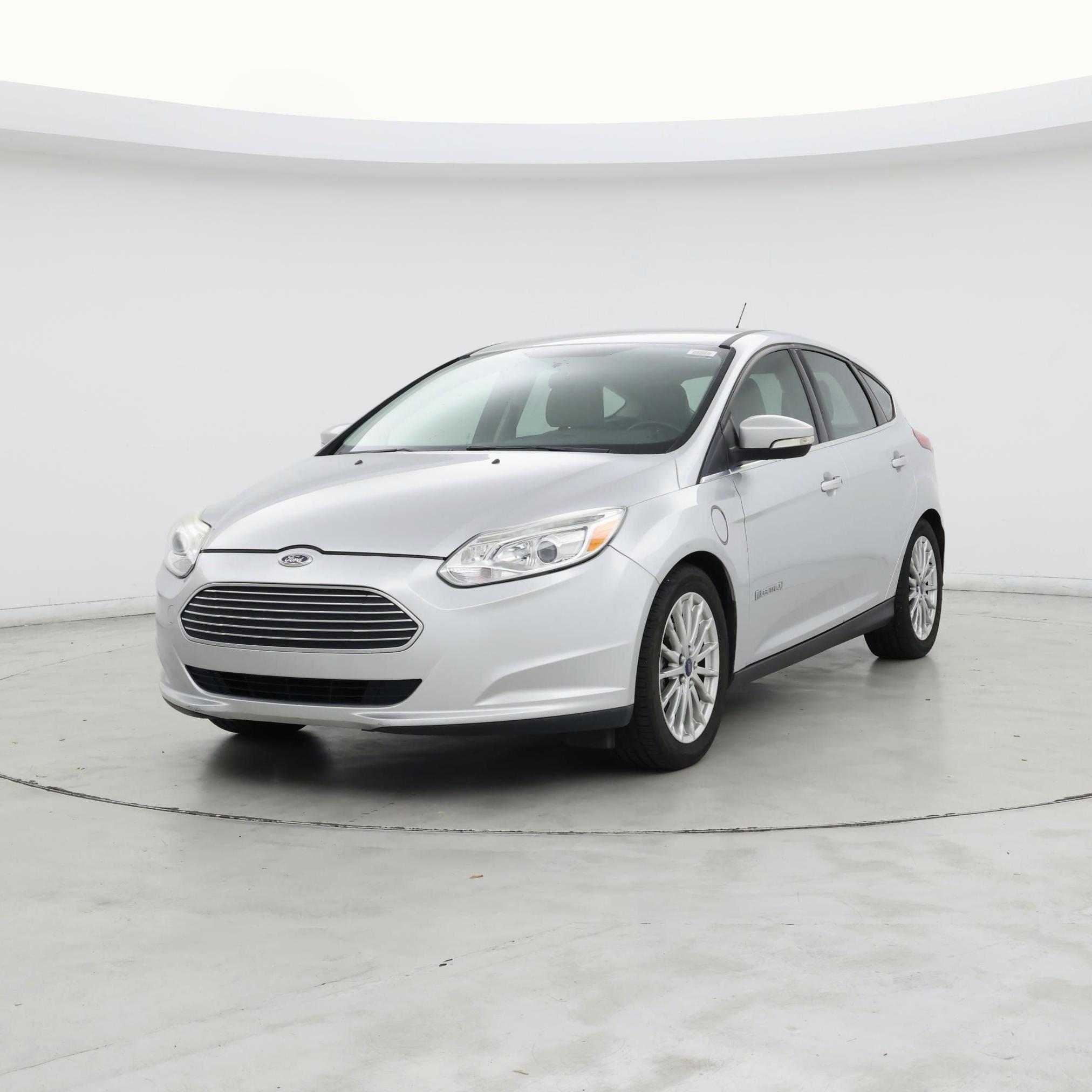 Thumbnail: 2015 Ford Focus - 4