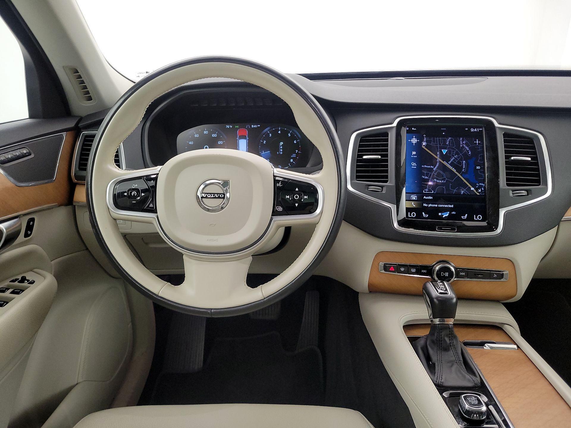 Thumbnail: 2021 Volvo XC90 - 10