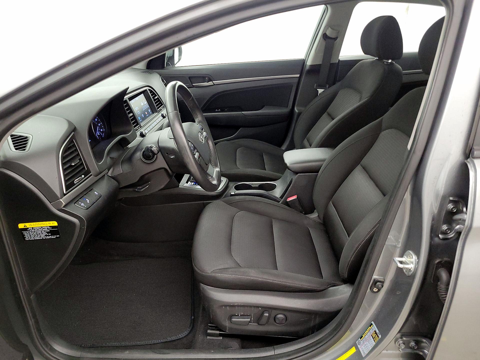 Thumbnail: 2017 Hyundai Elantra - 11