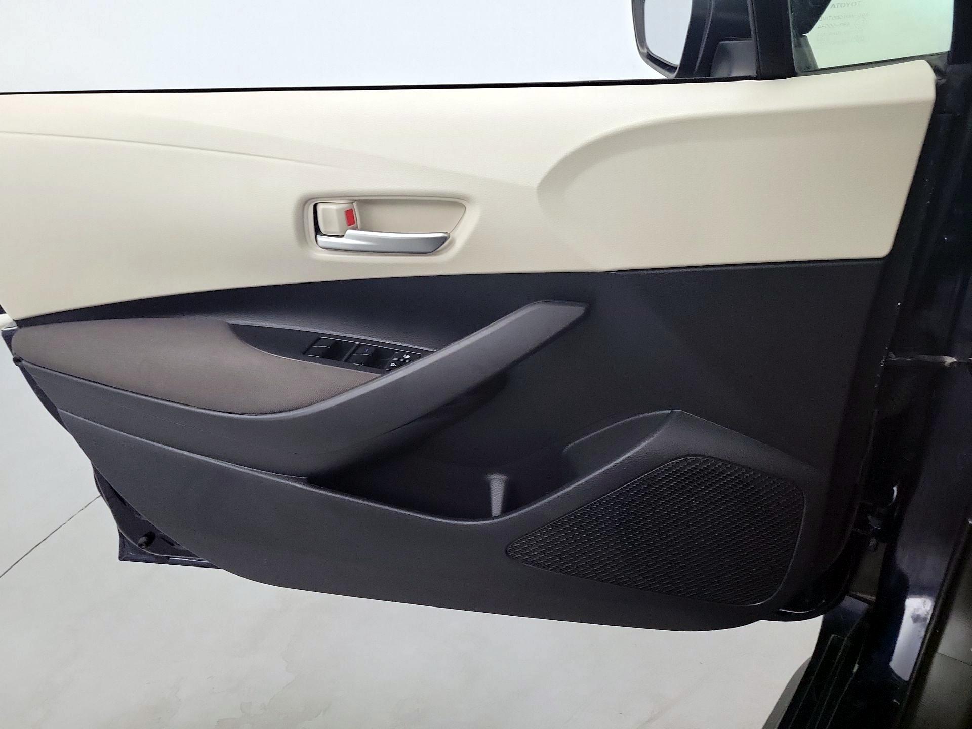 Thumbnail: 2020 Toyota Corolla - 10