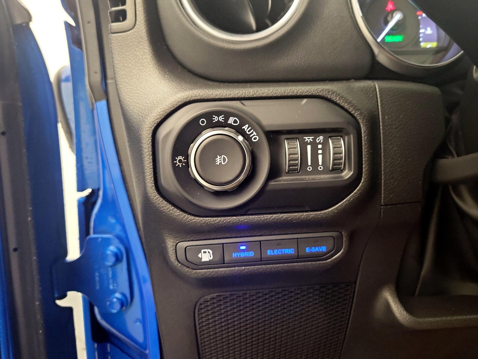 Thumbnail: 2022 Jeep Wrangler - 13