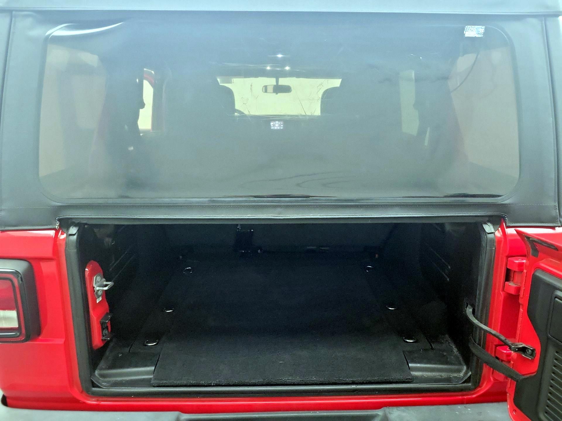 Thumbnail: 2021 Jeep Wrangler - 18
