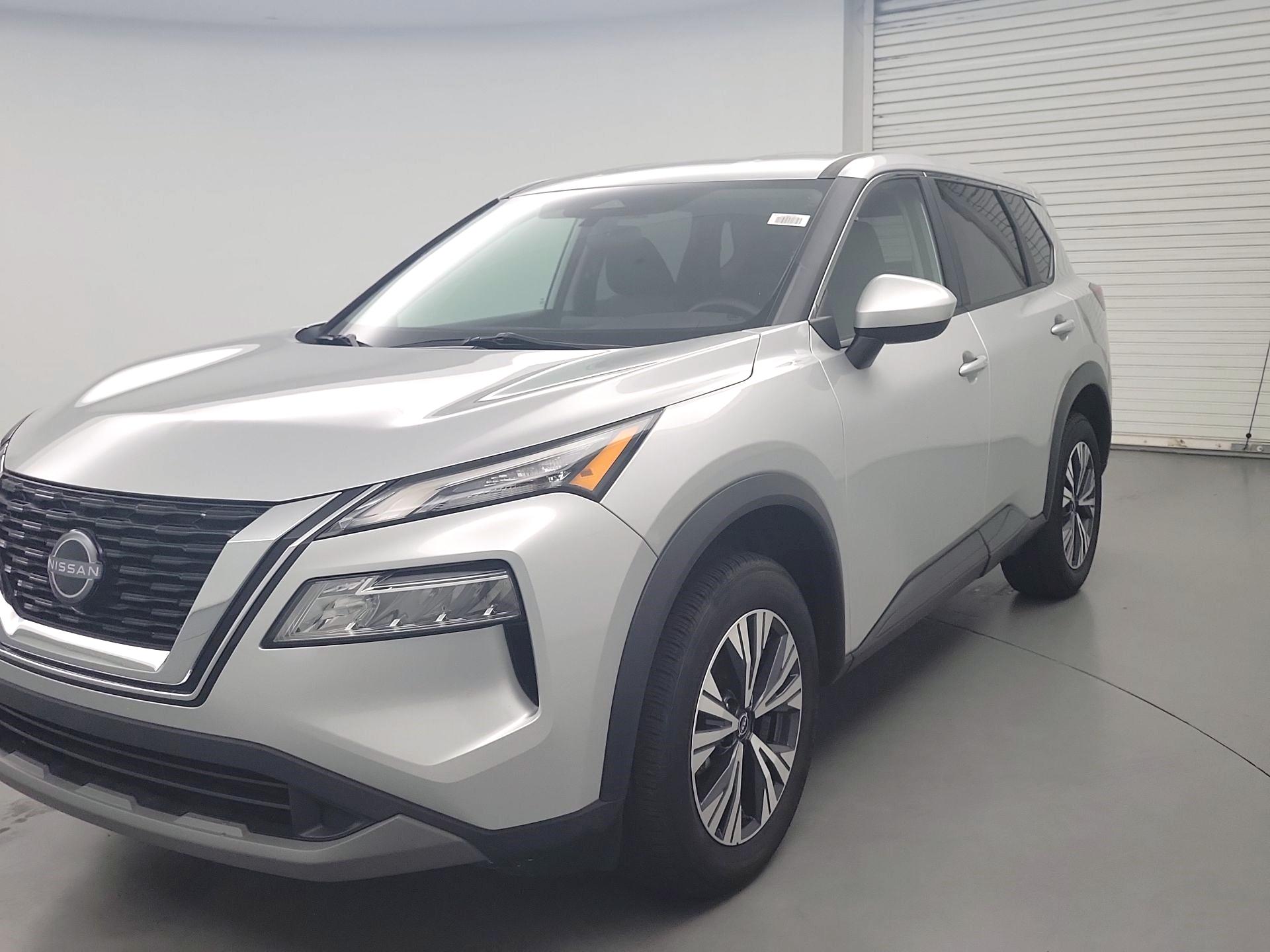 Thumbnail: 2023 Nissan Rogue - 3
