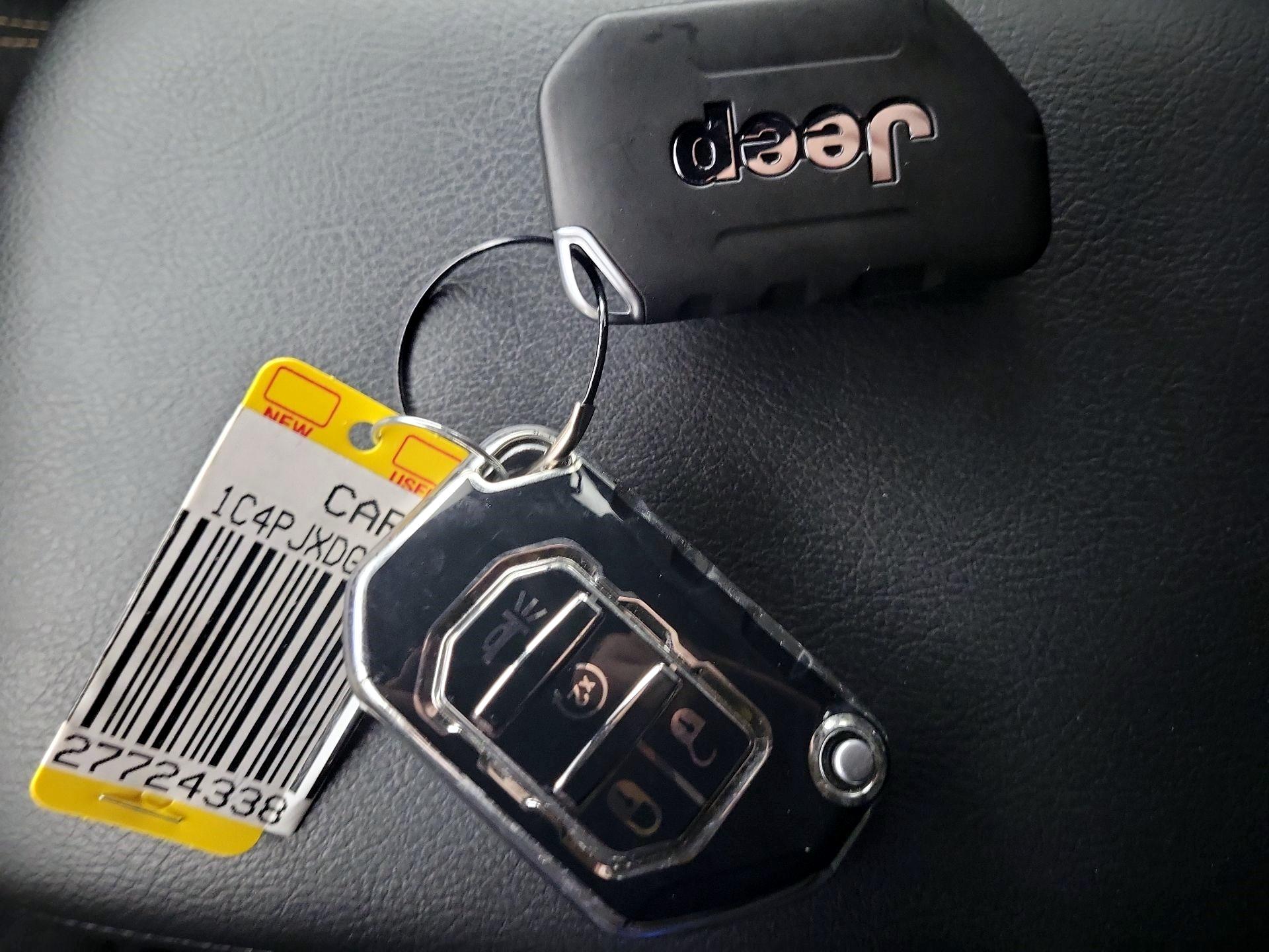 Thumbnail: 2024 Jeep Wrangler - 20