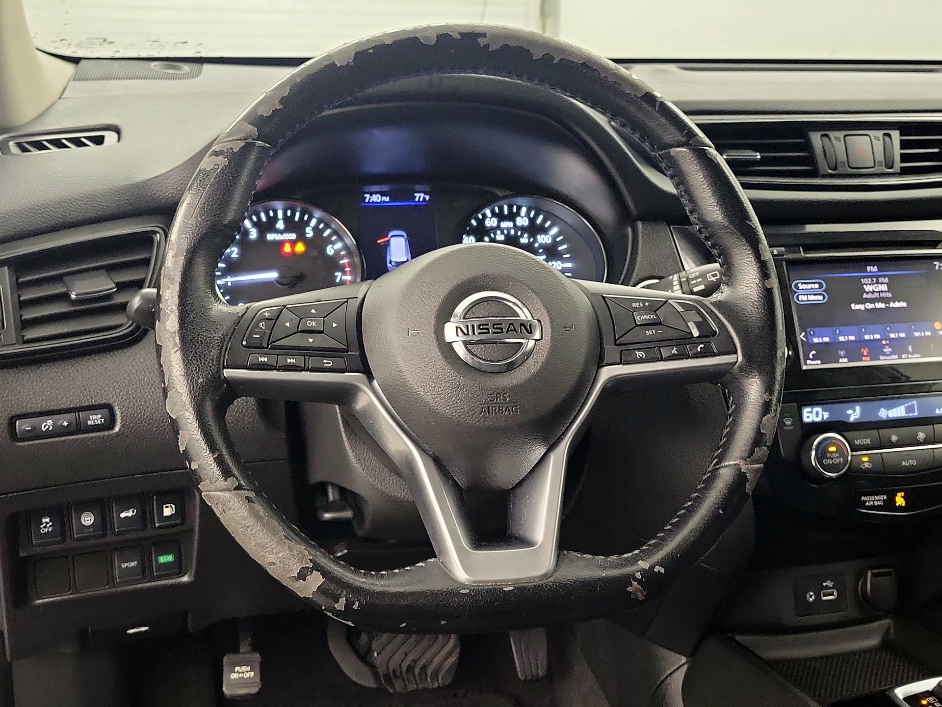 Thumbnail: 2020 Nissan Rogue - 10
