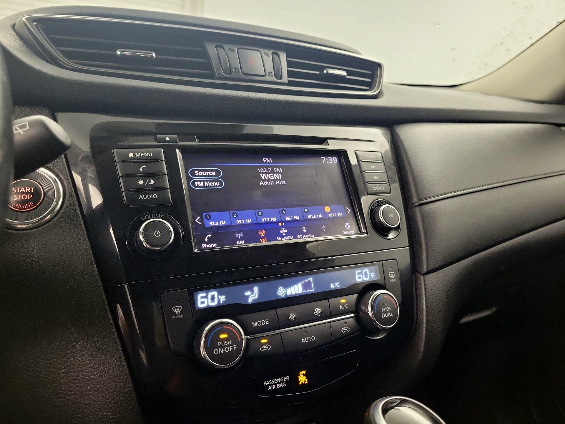 Thumbnail: 2020 Nissan Rogue - 15