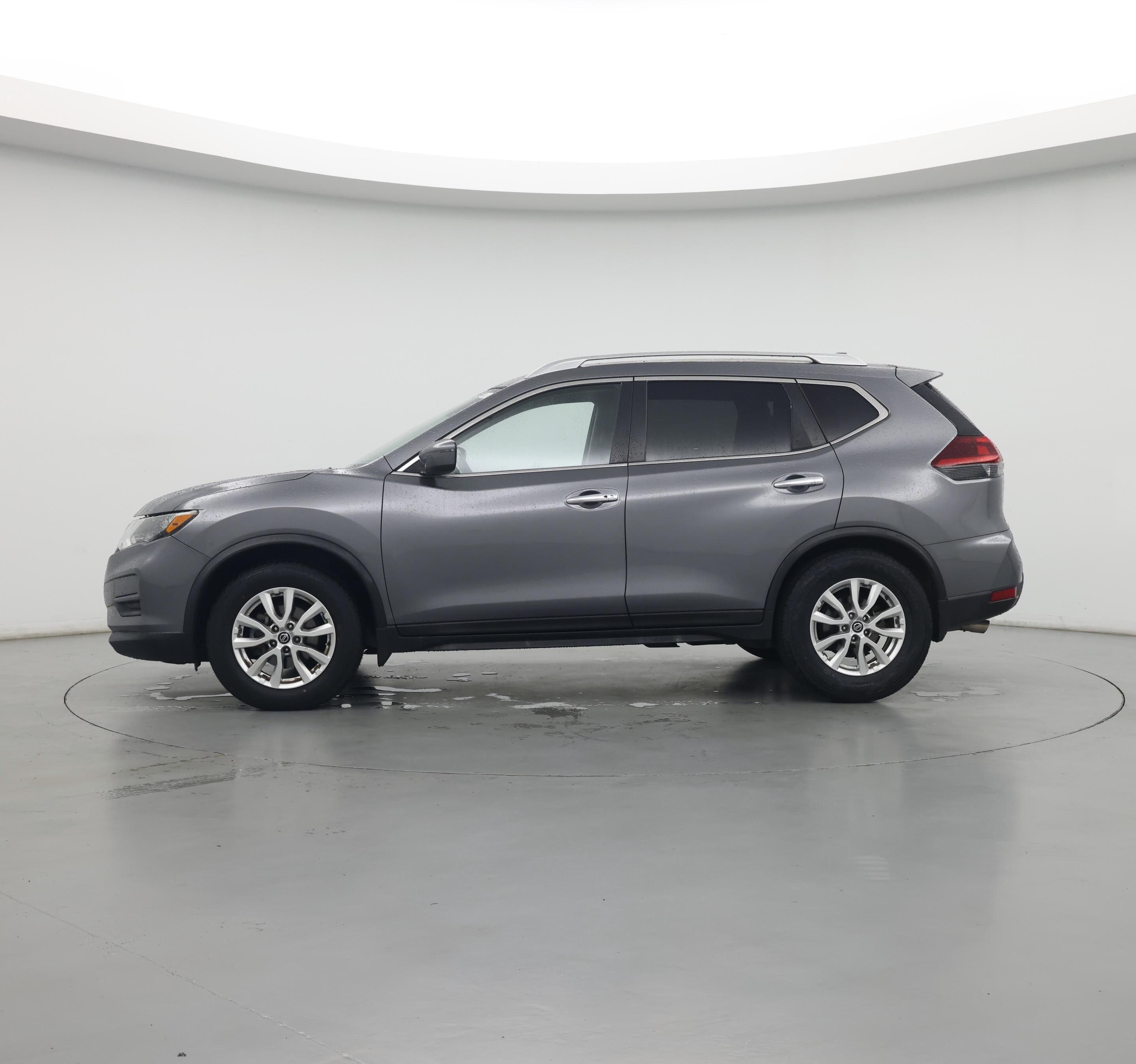 Thumbnail: 2020 Nissan Rogue - 3