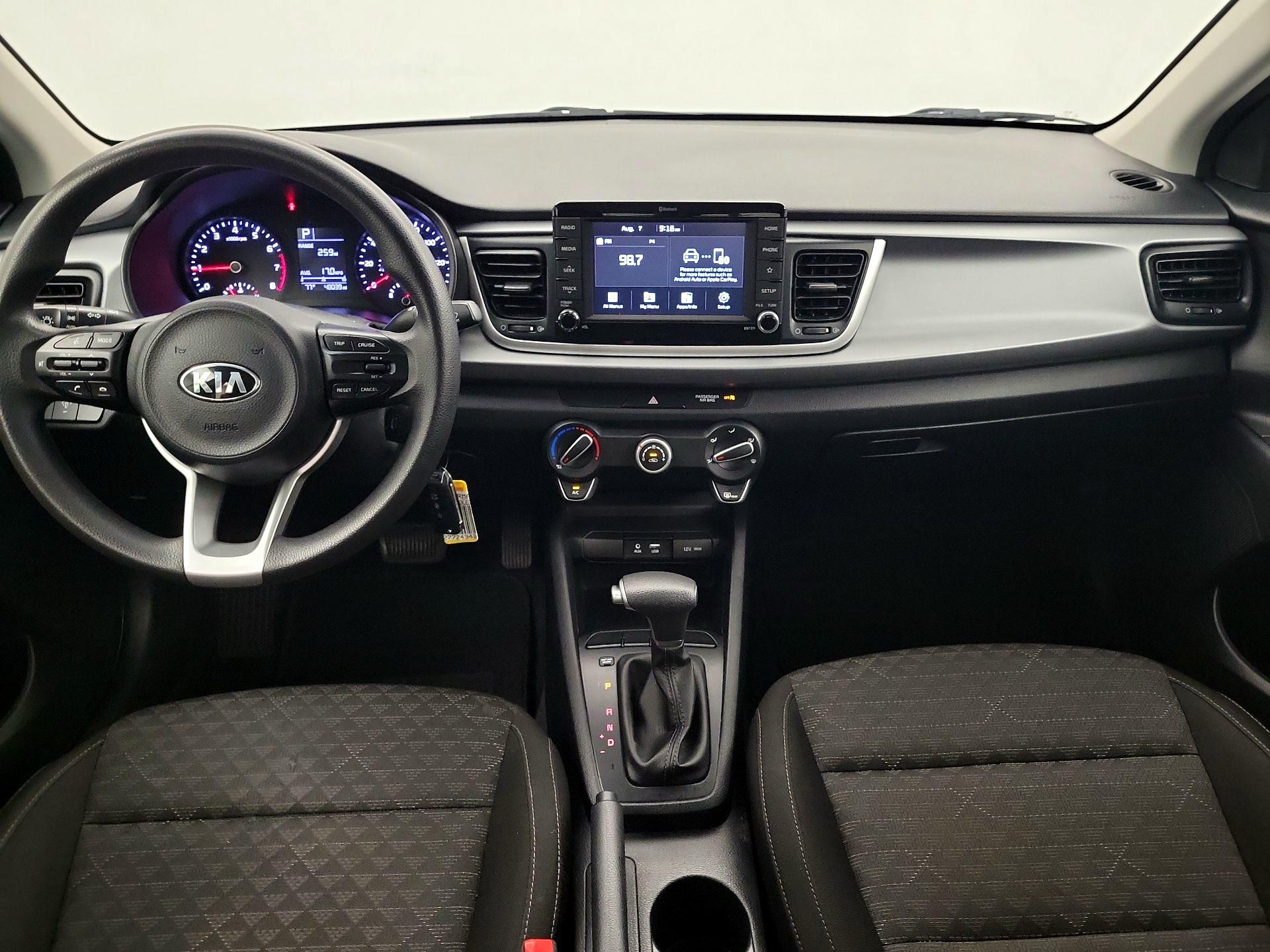 Thumbnail: 2020 Kia Rio - 9