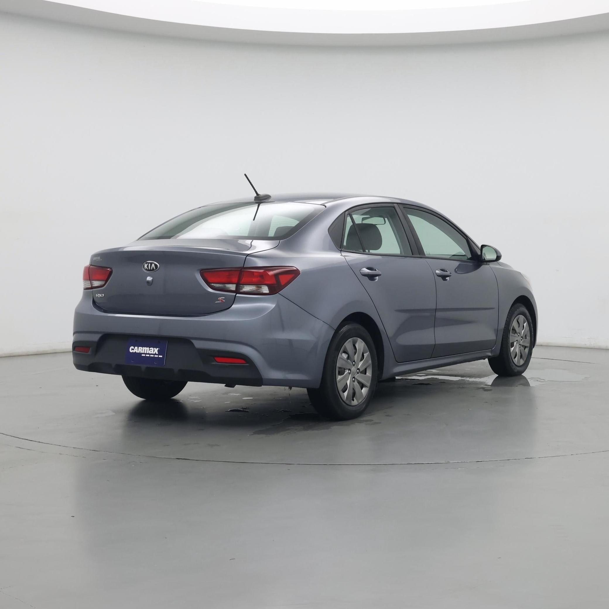 Thumbnail: 2020 Kia Rio - 8