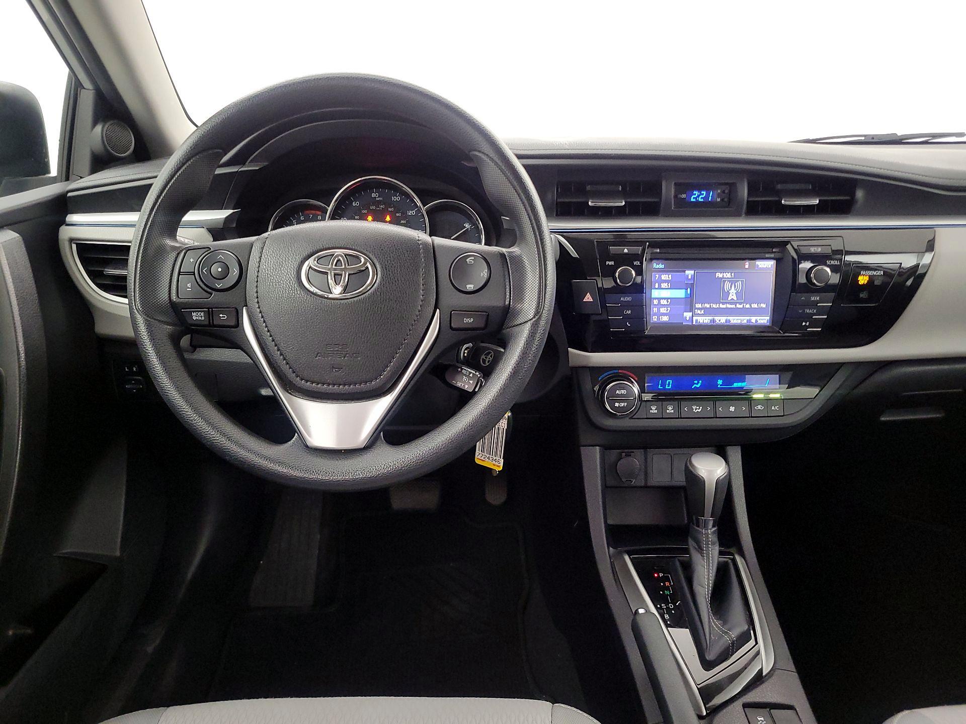 Thumbnail: 2014 Toyota Corolla - 10