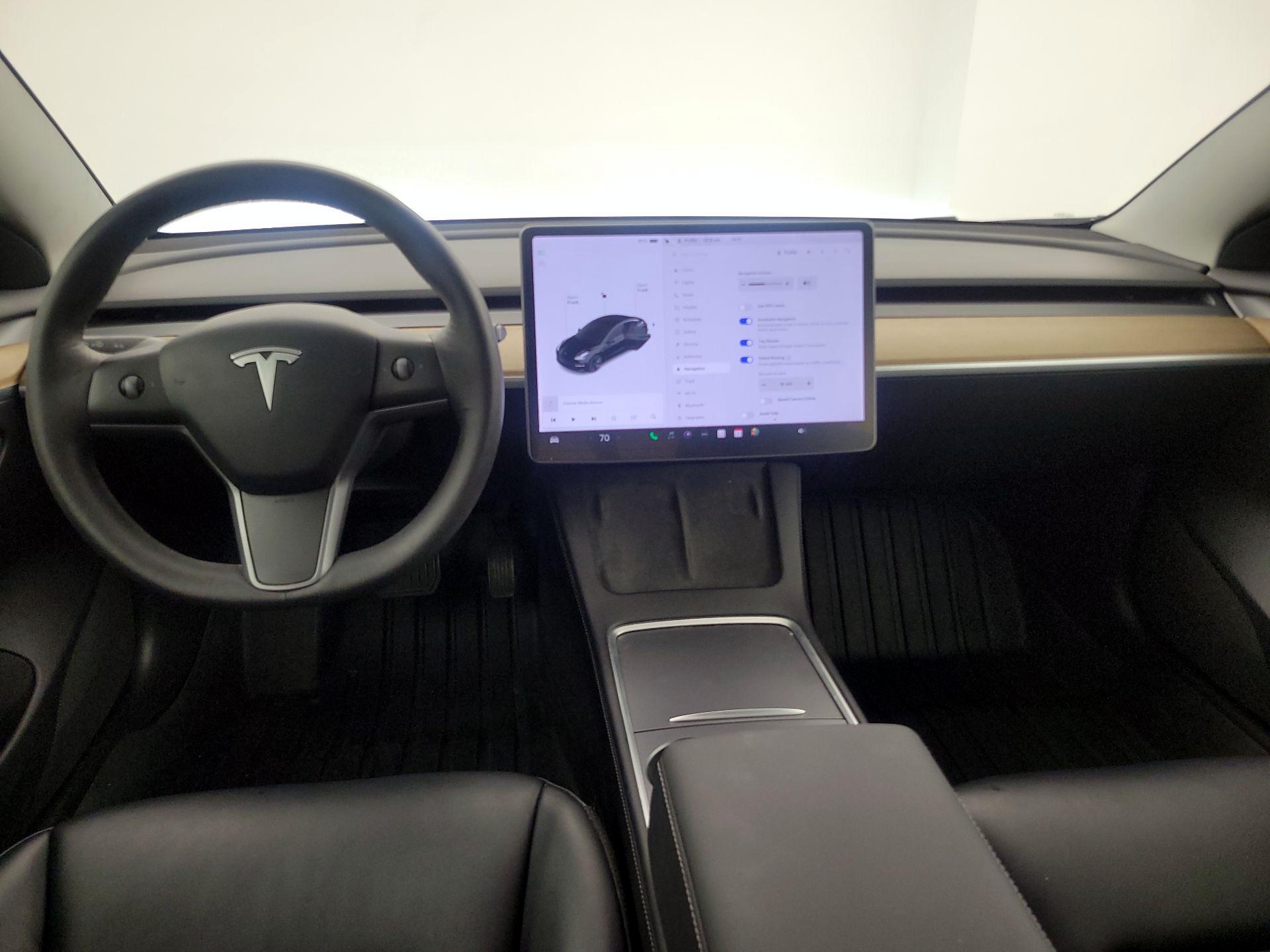 Thumbnail: 2021 Tesla Model 3 - 9