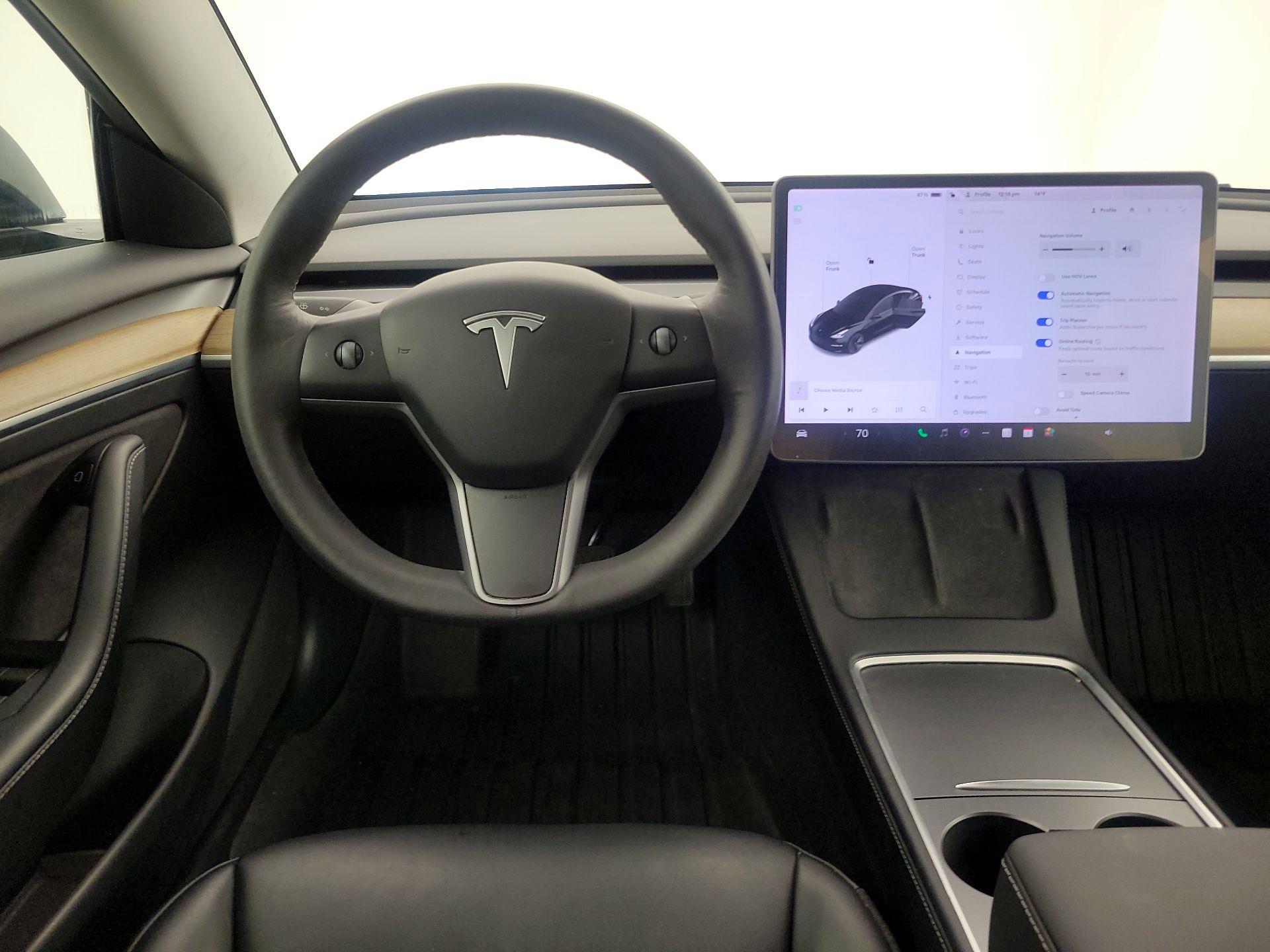 Thumbnail: 2021 Tesla Model 3 - 10