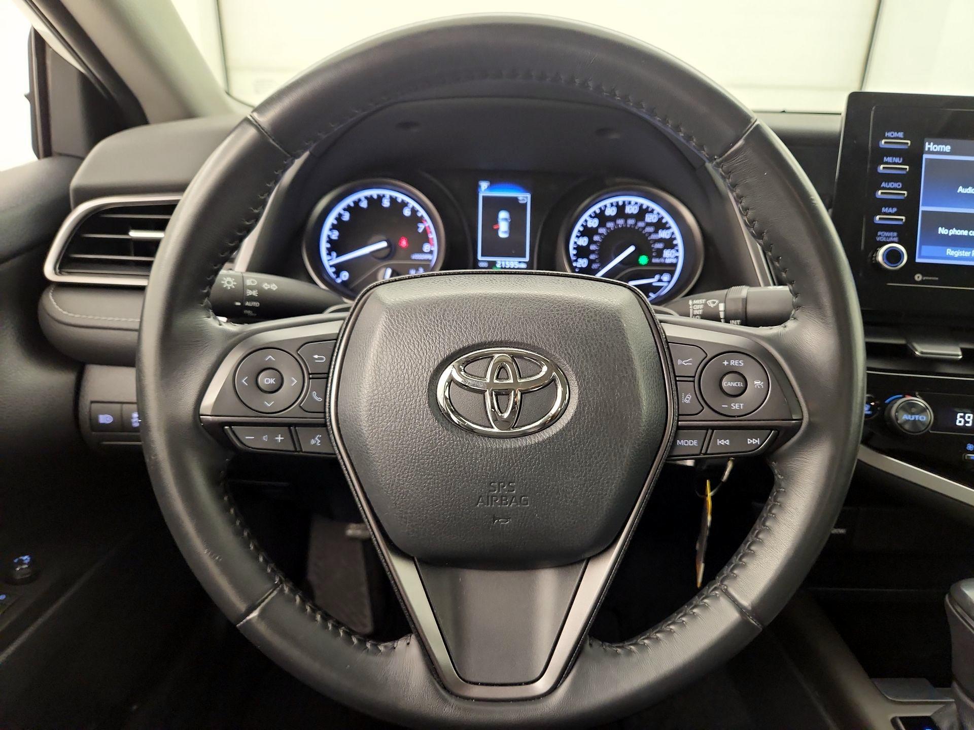 Thumbnail: 2023 Toyota Camry - 10