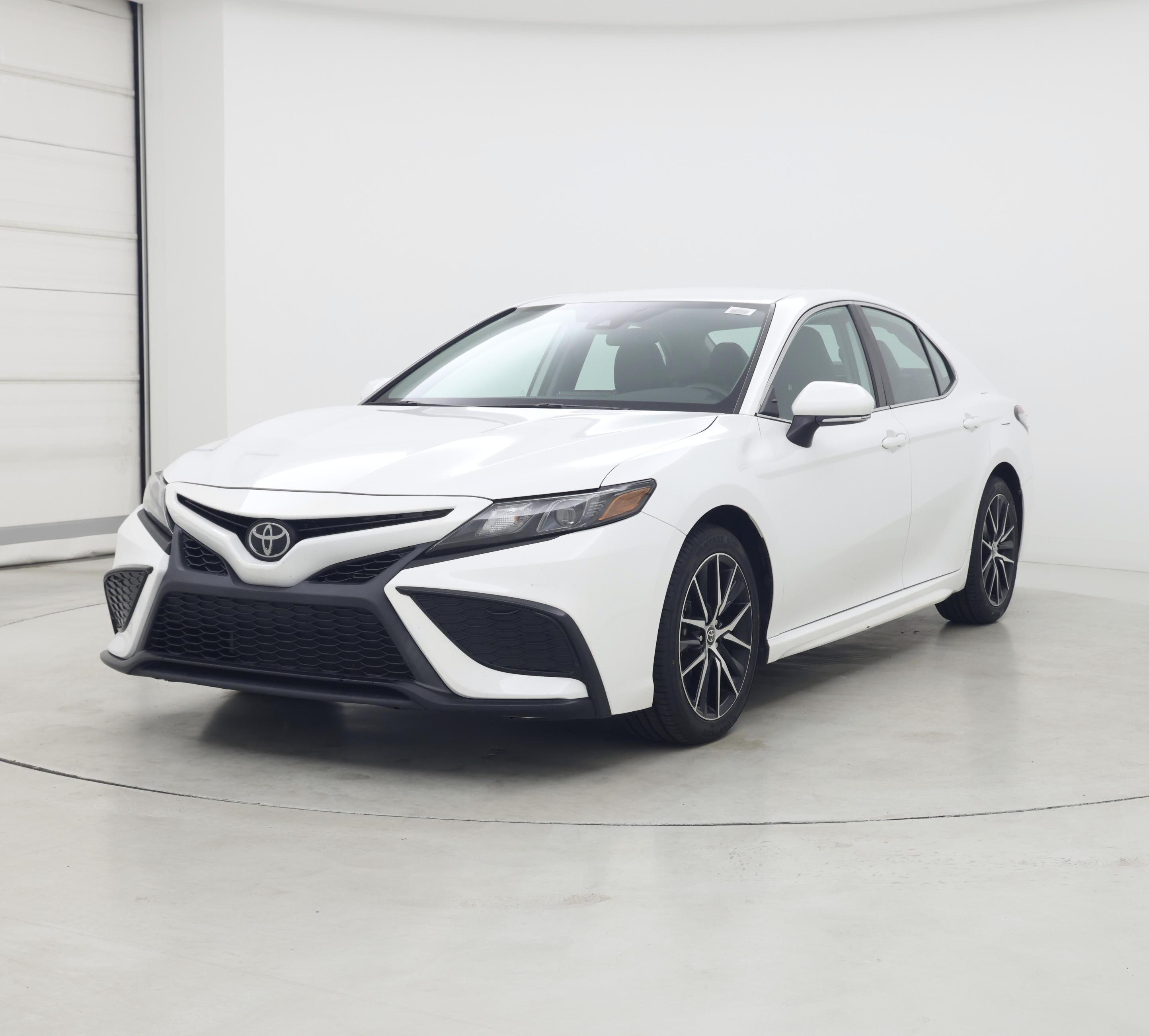 Thumbnail: 2023 Toyota Camry - 4
