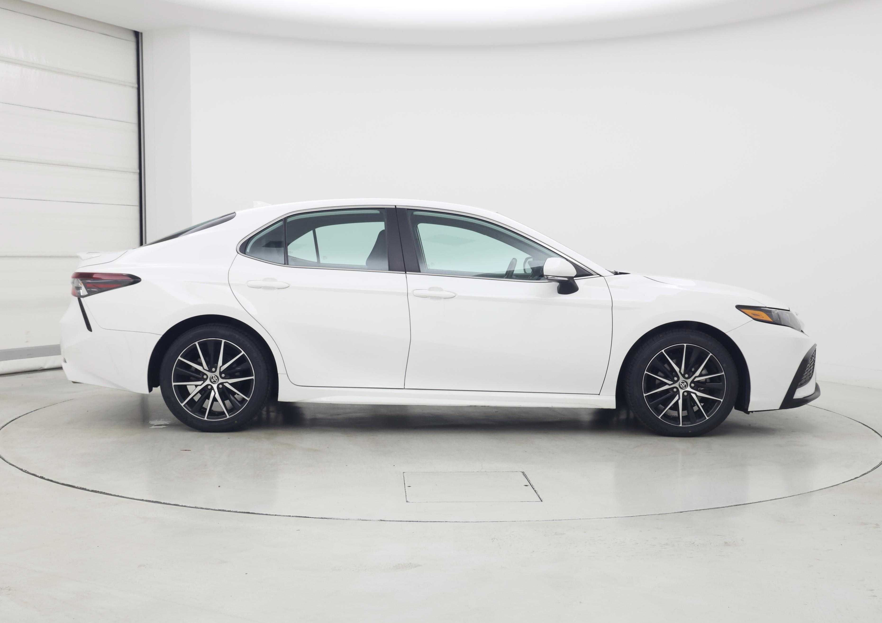 Thumbnail: 2023 Toyota Camry - 7